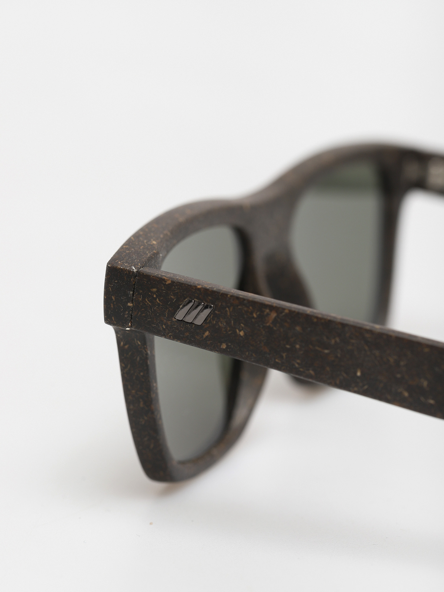 Okulary przeciwsłoneczne Le Specs Sustain Grassy Knoll (midnight grass)