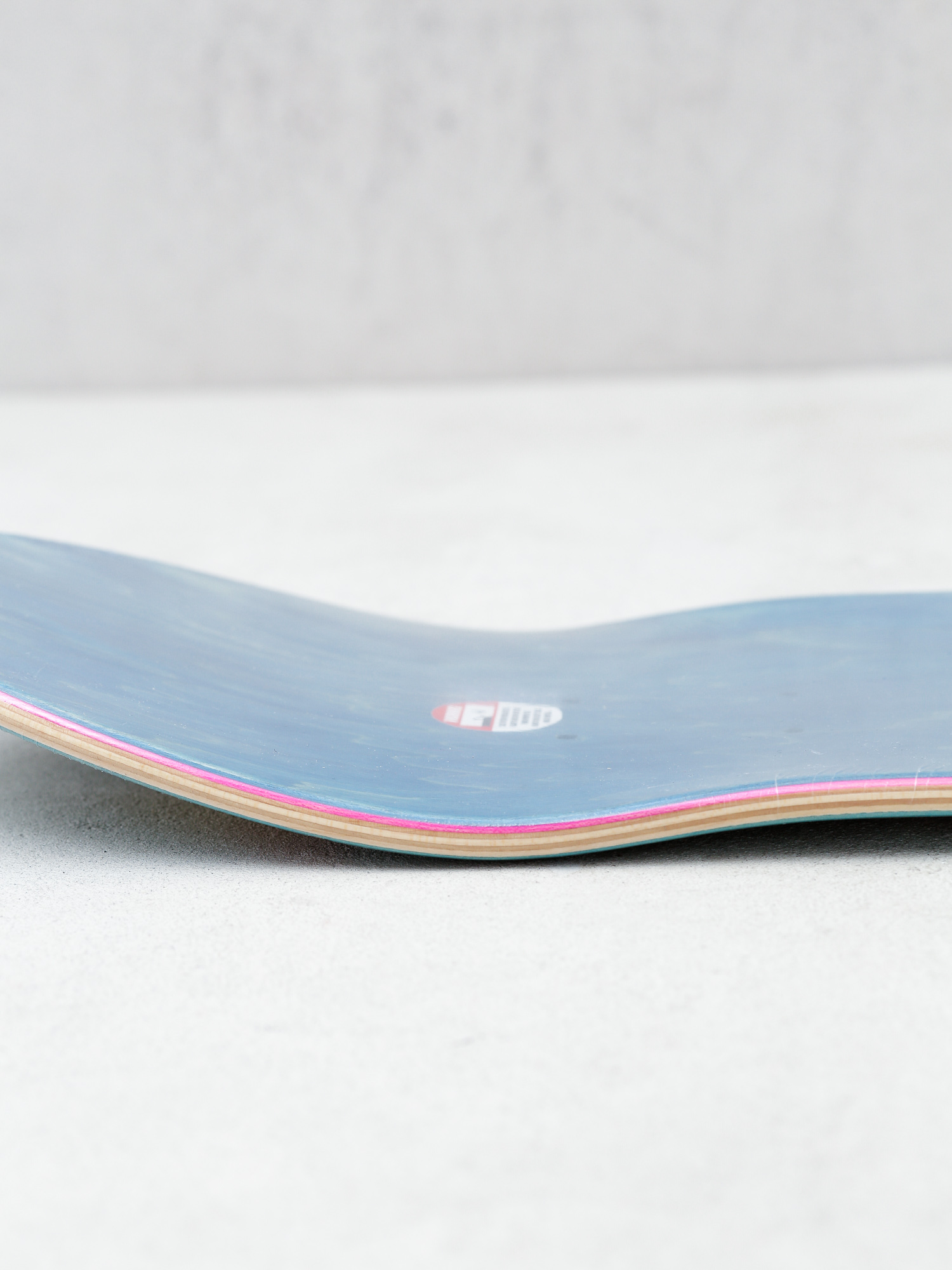 Deck Antihero Daan Show Pigeons (teal)