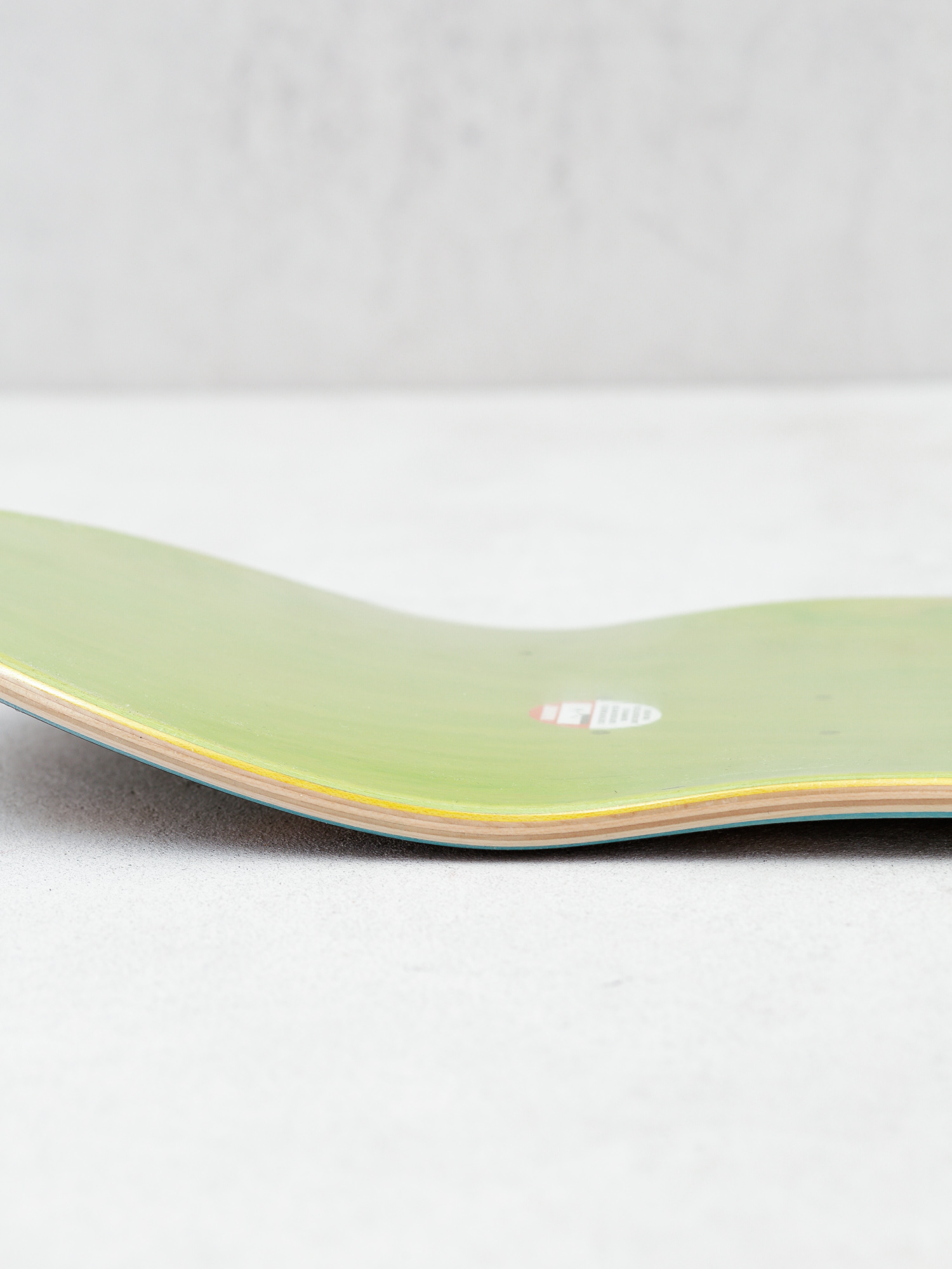 Deck Antihero Zion Intertwined (black/yellow)