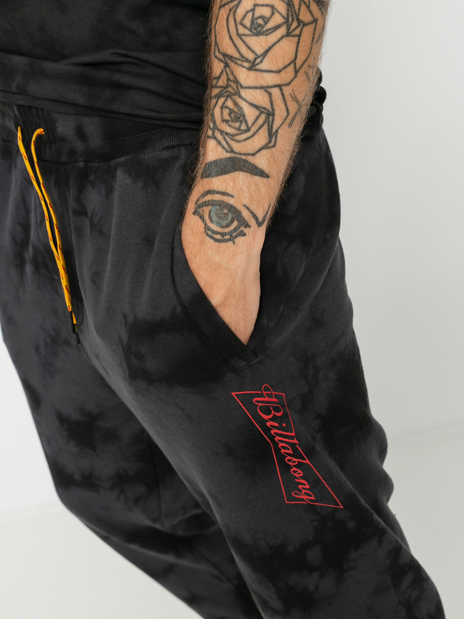 Spodnie Billabong X Budweiser Bow (black)
