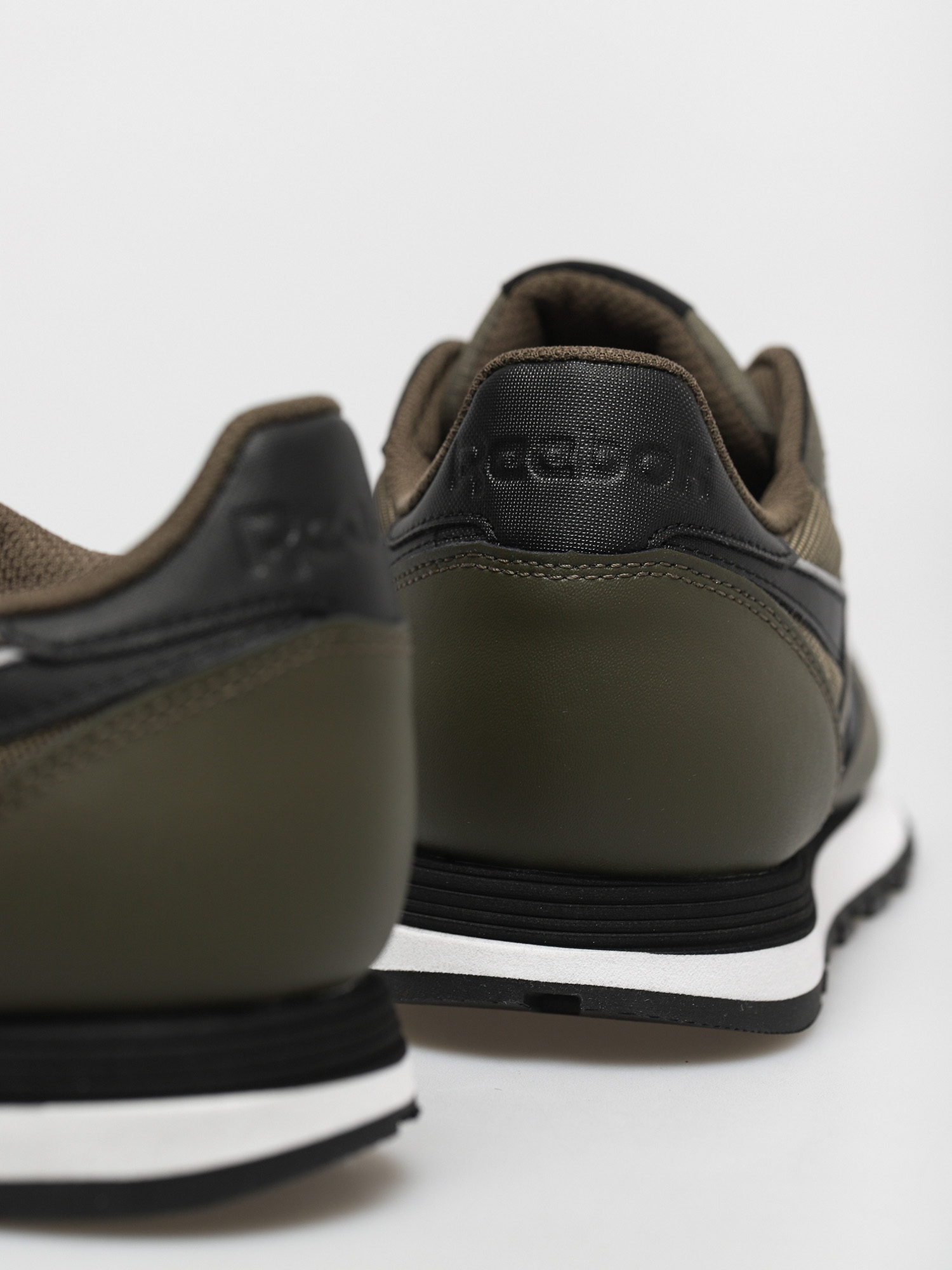 Buty Reebok Cl Lthr (armygr/cblack/ftwwht)