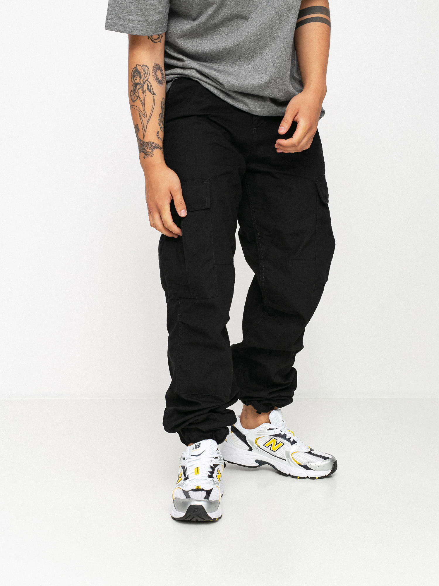 Spodnie Carhartt WIP Regular Cargo (black)