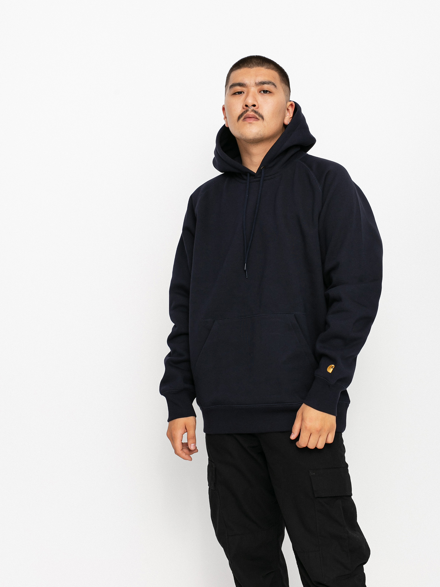 Bluza z kapturem Carhartt WIP Chase HD (dark navy/gold)