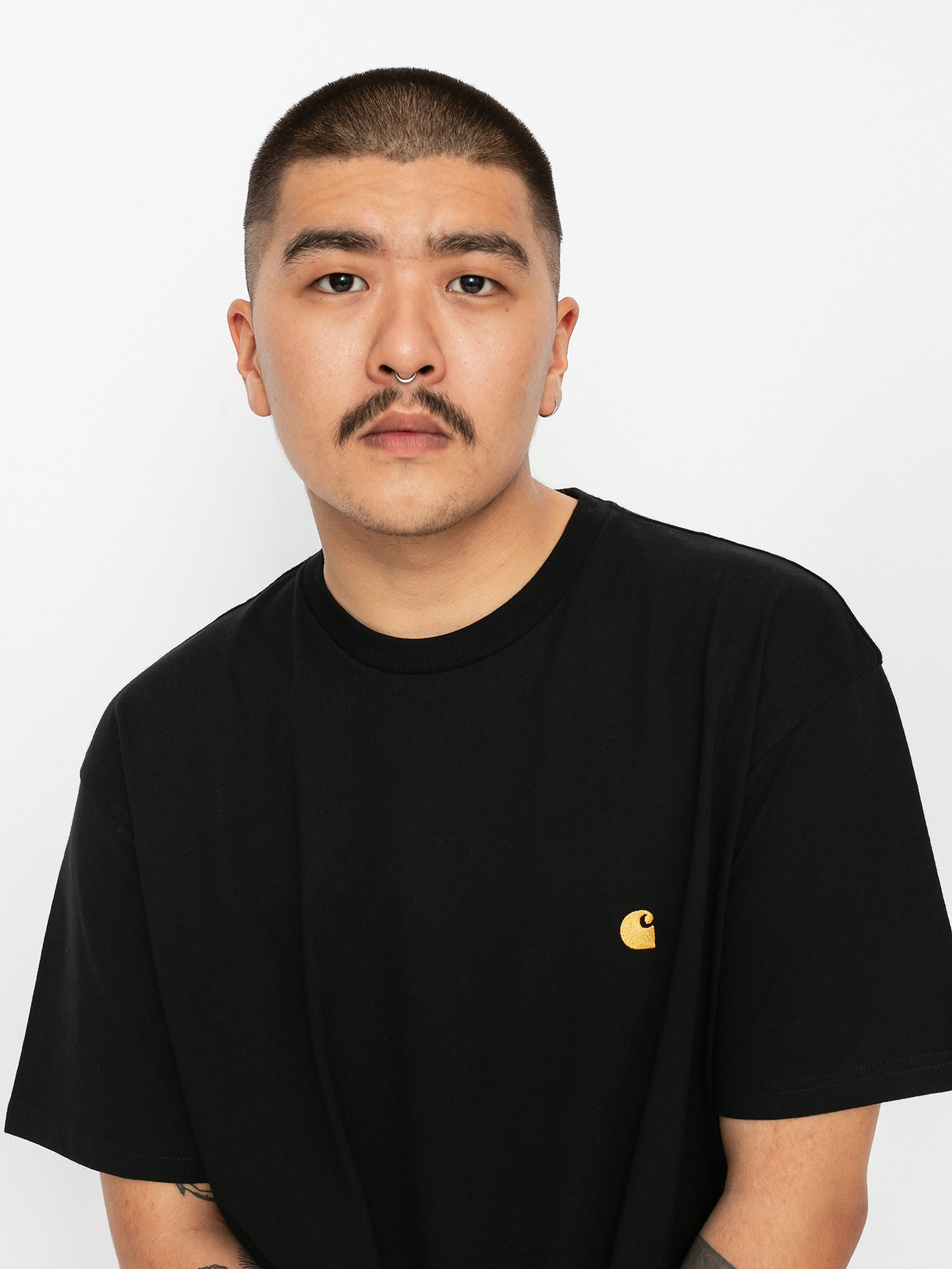 T-shirt Carhartt WIP Chase (black/gold)