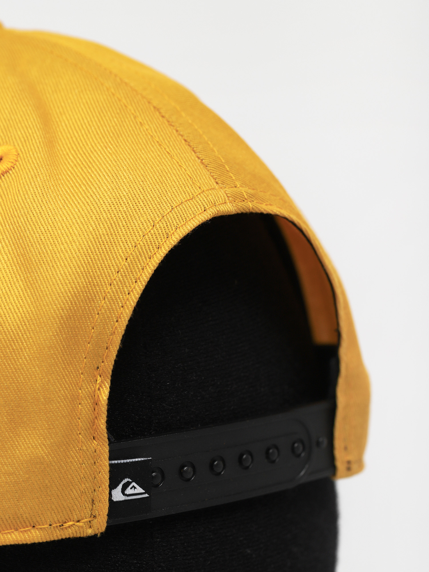 Czapka z daszkiem Quiksilver Decades (nugget gold)