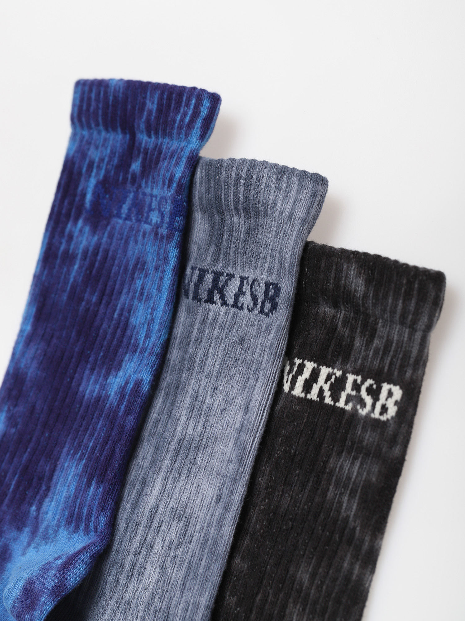 Skarpetki Nike SB Everyday Plus Ltwt Crew (multi color)