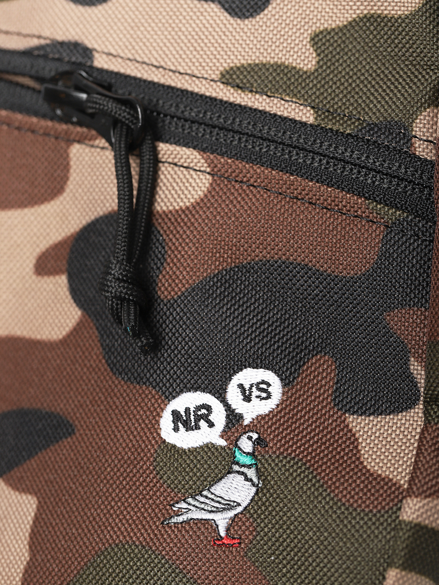 Saszetka Nervous Pigeon (camo)