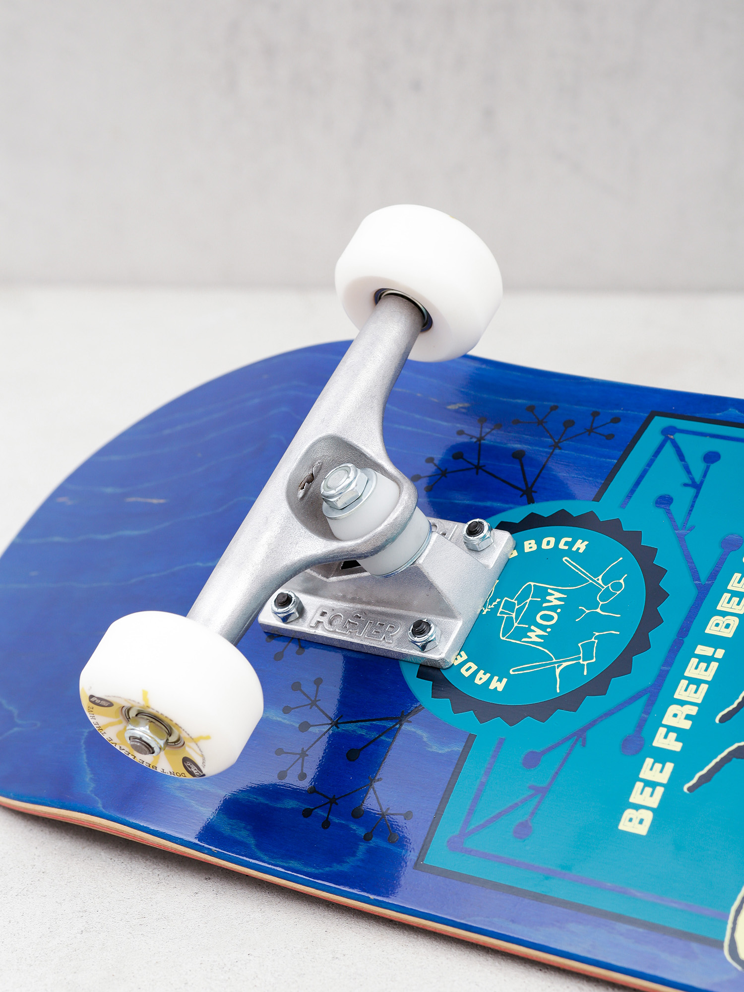 Deskorolka Mob Skateboards Bee (blue)