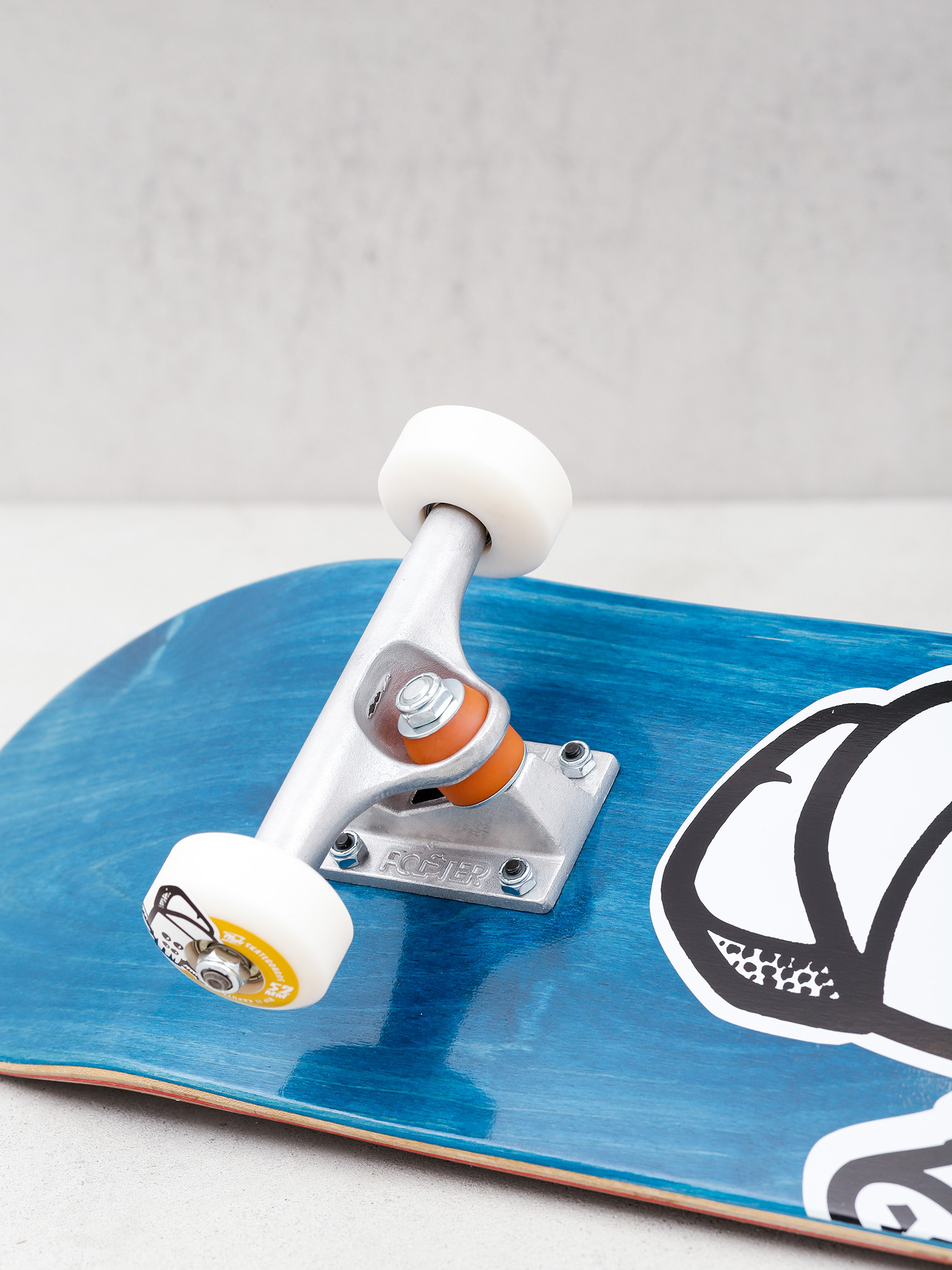 Deskorolka Mob Skateboards Skull (teal)