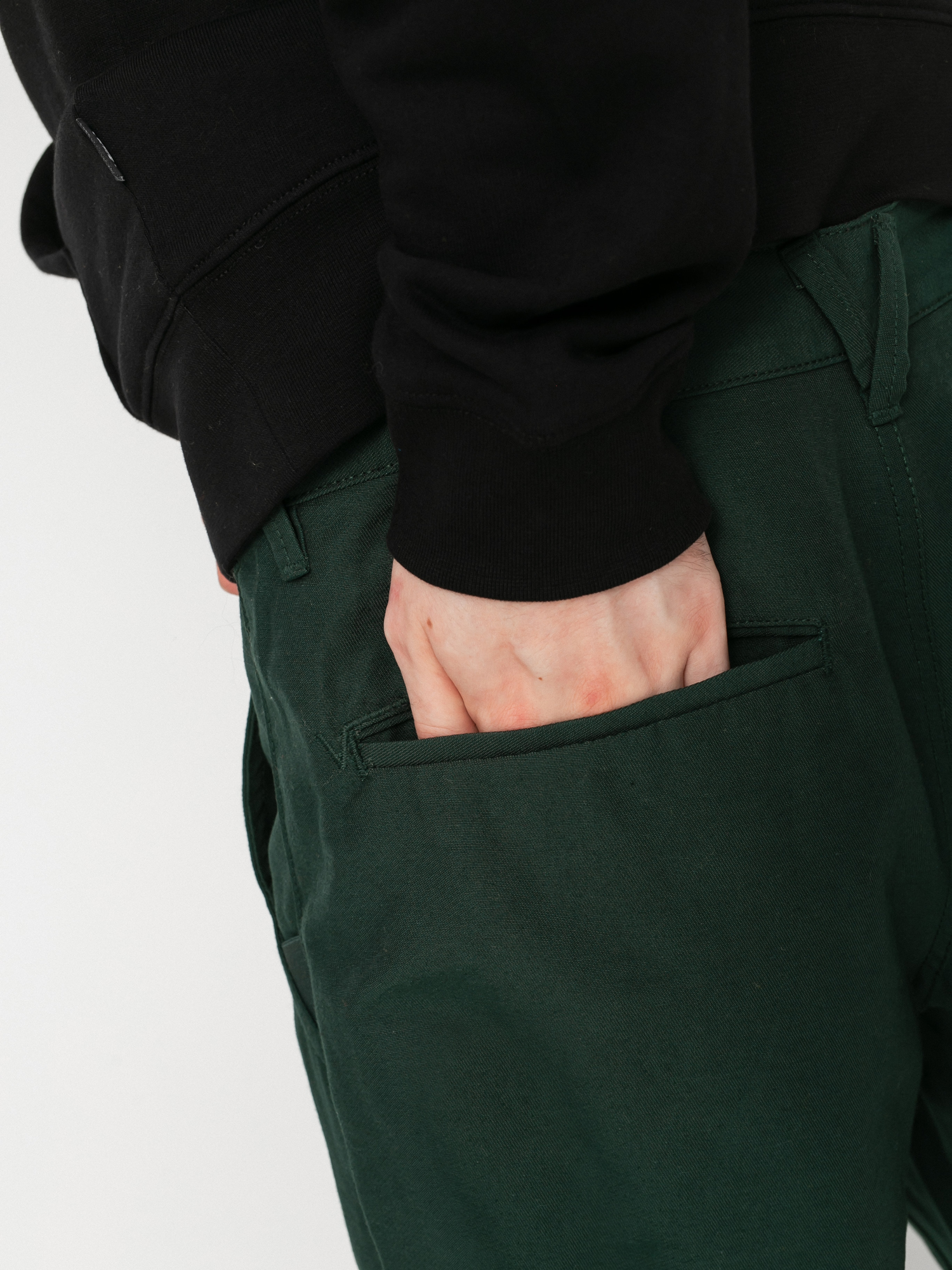 Spodnie Vans Authentic Chino Glide Relaxtaper (scarab)