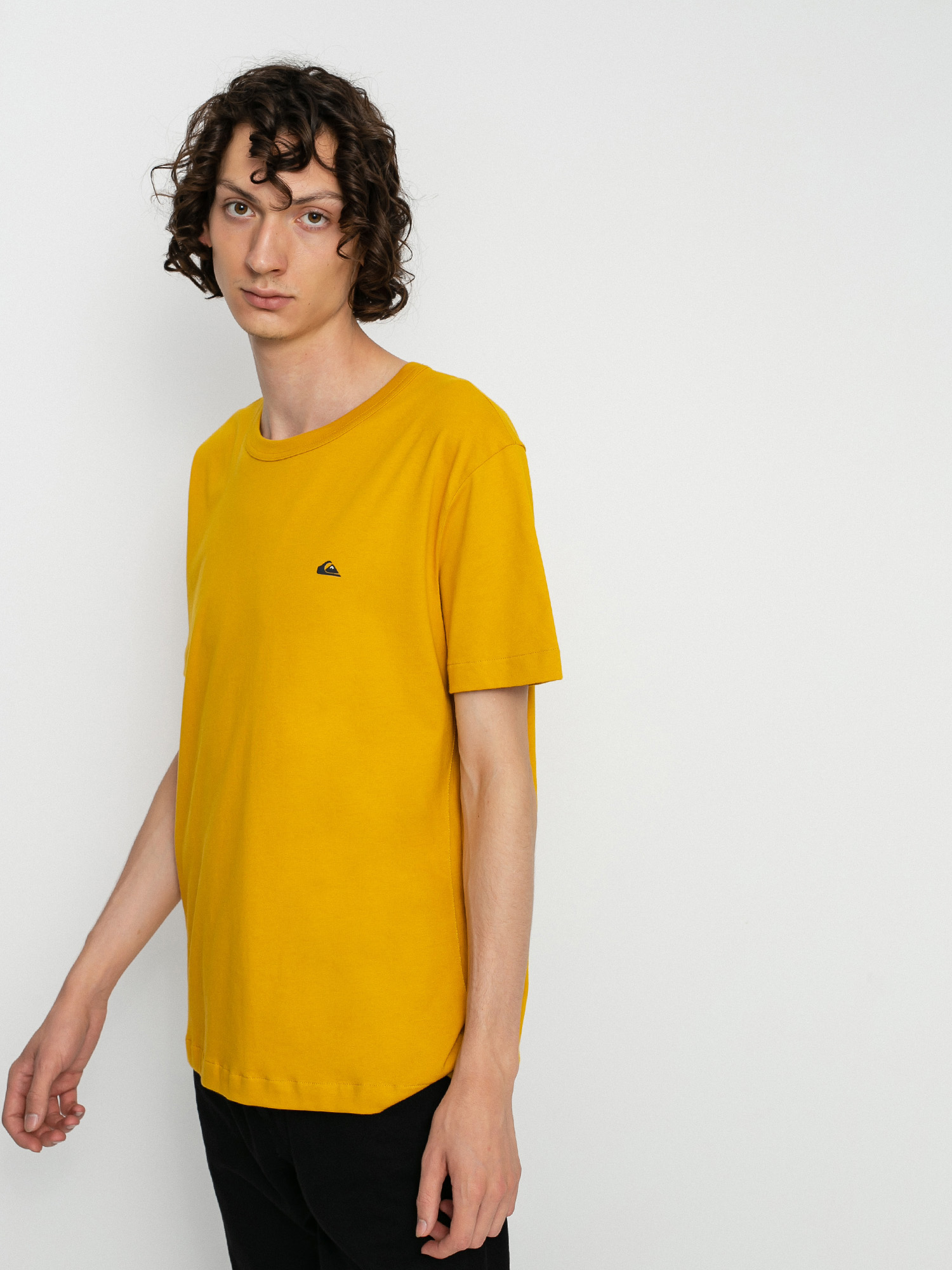 T-shirt Quiksilver Essentials (nugget gold)