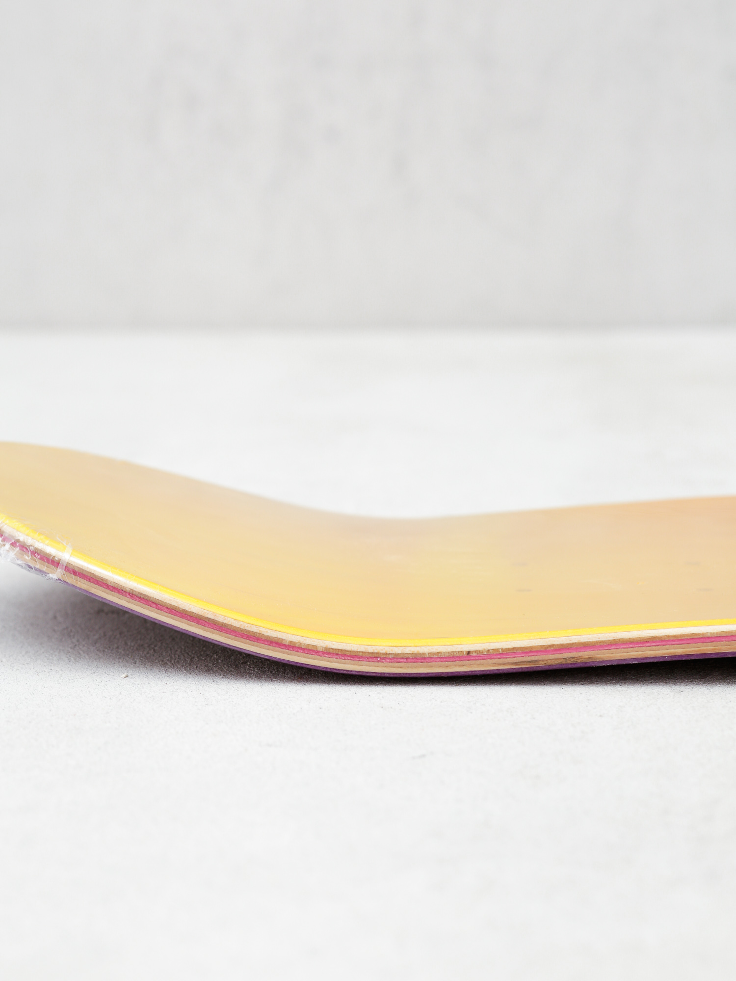 Deck Nervous Tribal (red)