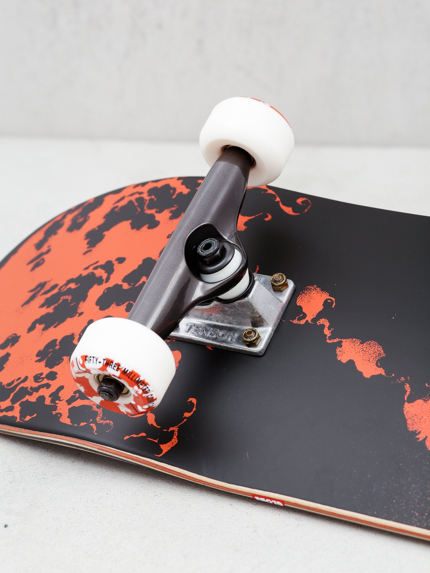 Deskorolka Globe G2 On The Brink (dumpster fire)