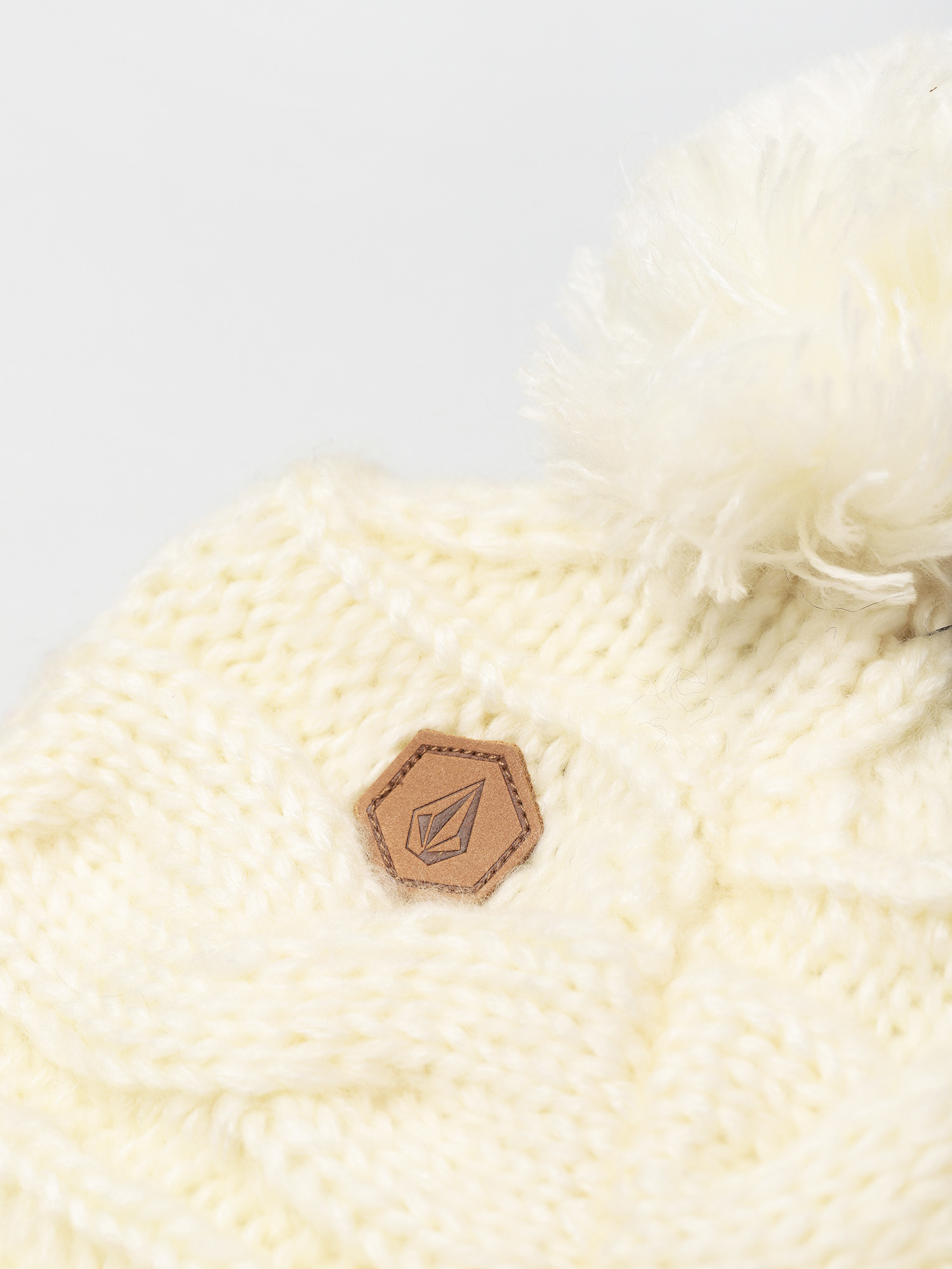 Czapka zimowa Volcom Leaf Beanie Wmn (white)