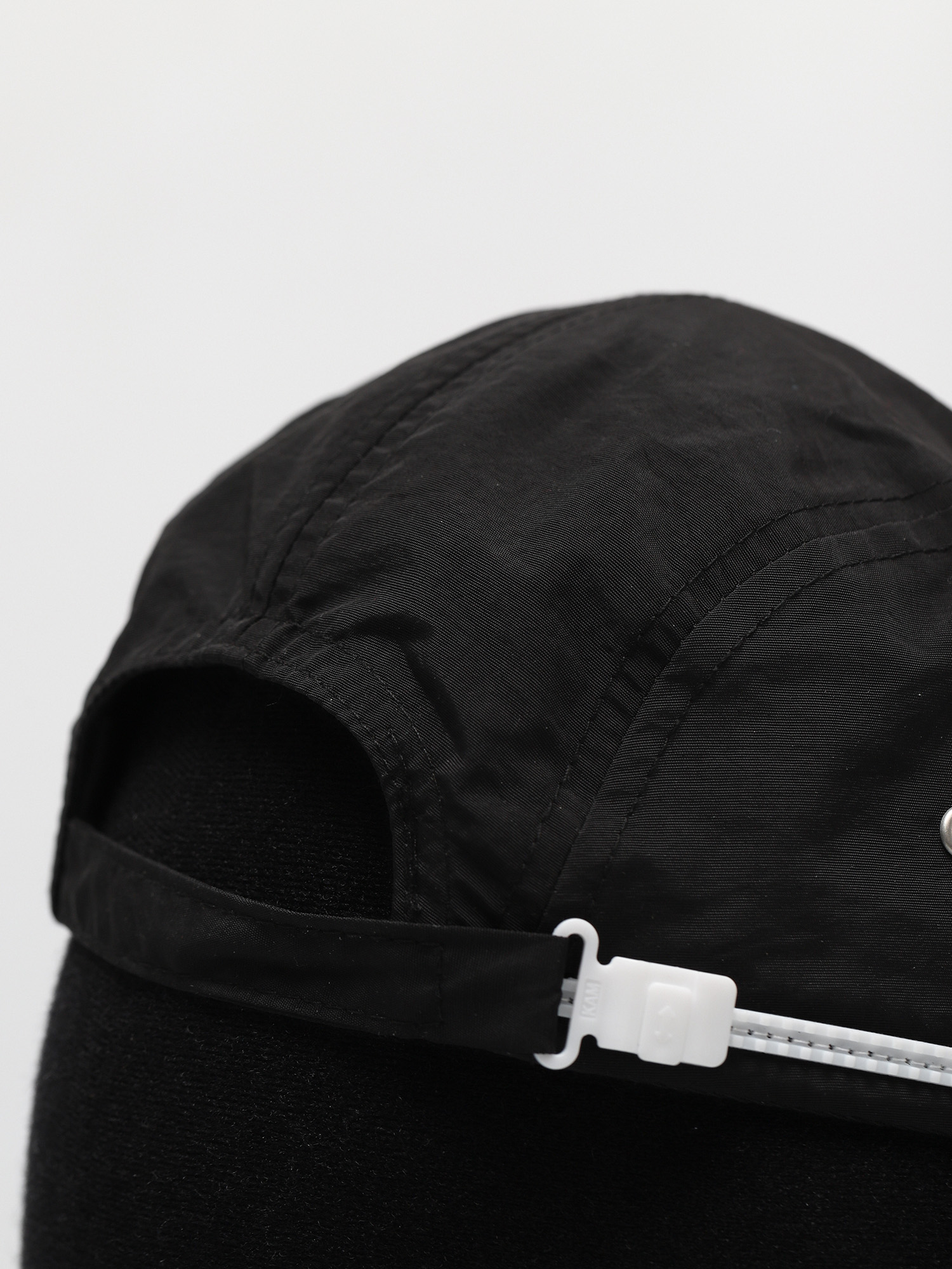 Czapka z daszkiem Helas Chroma (black)