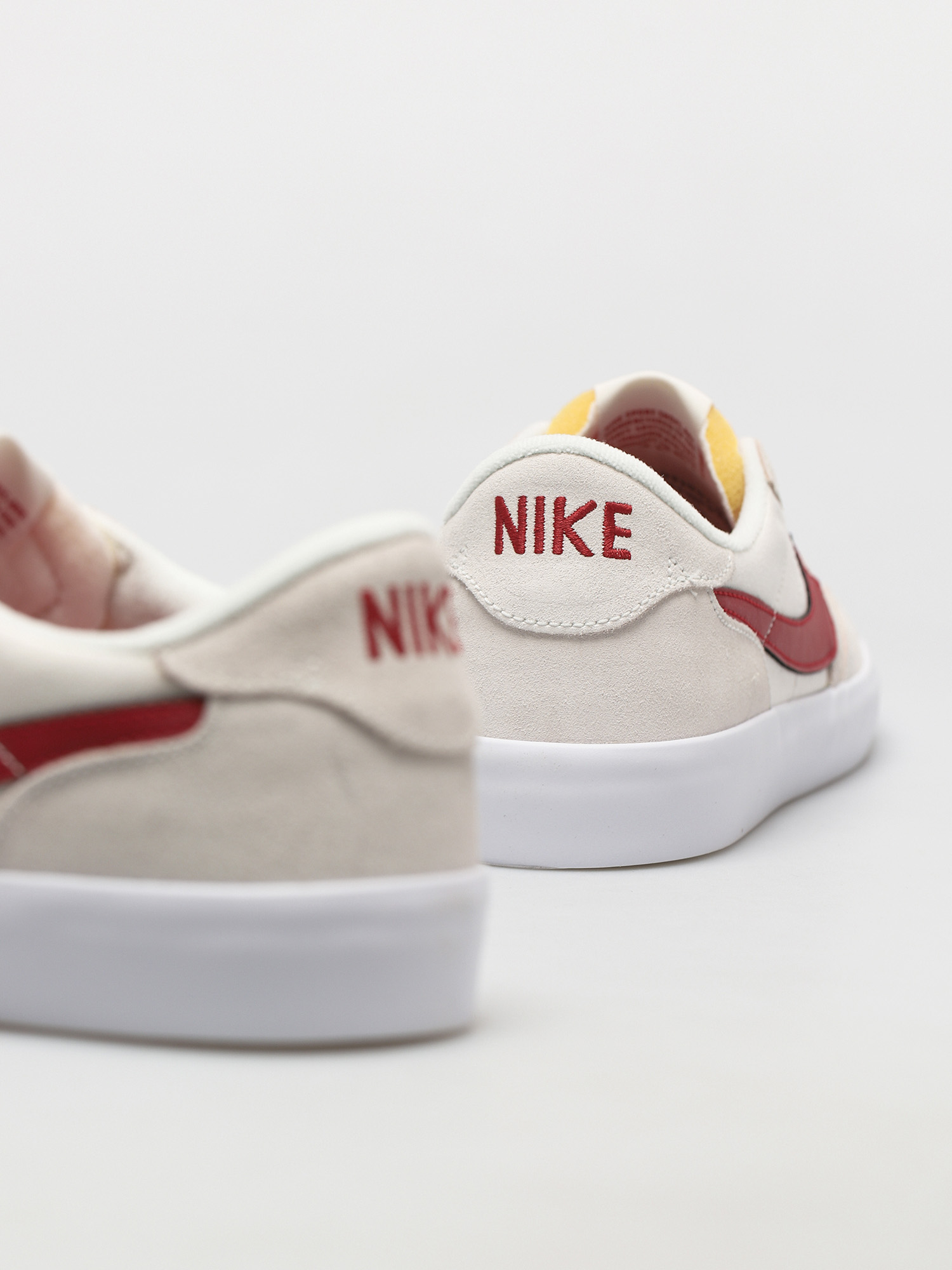 Buty Nike SB Heritage Vulc (summit white/gym red summit white white)