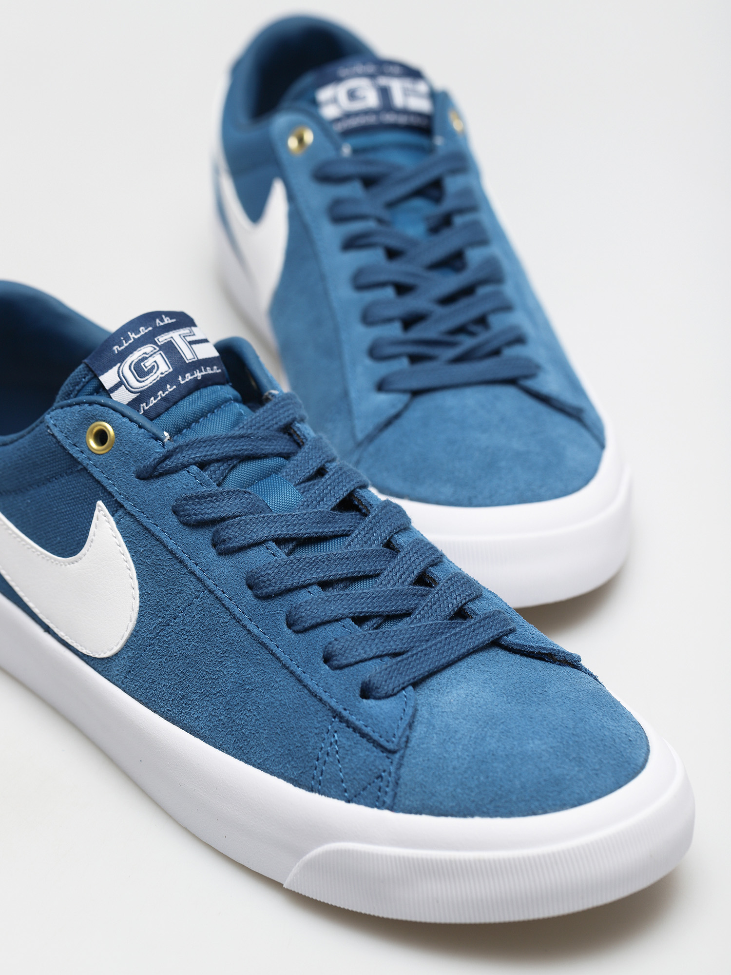 Buty Nike SB Zoom Blazer Low Pro GT (court blue/white court blue)