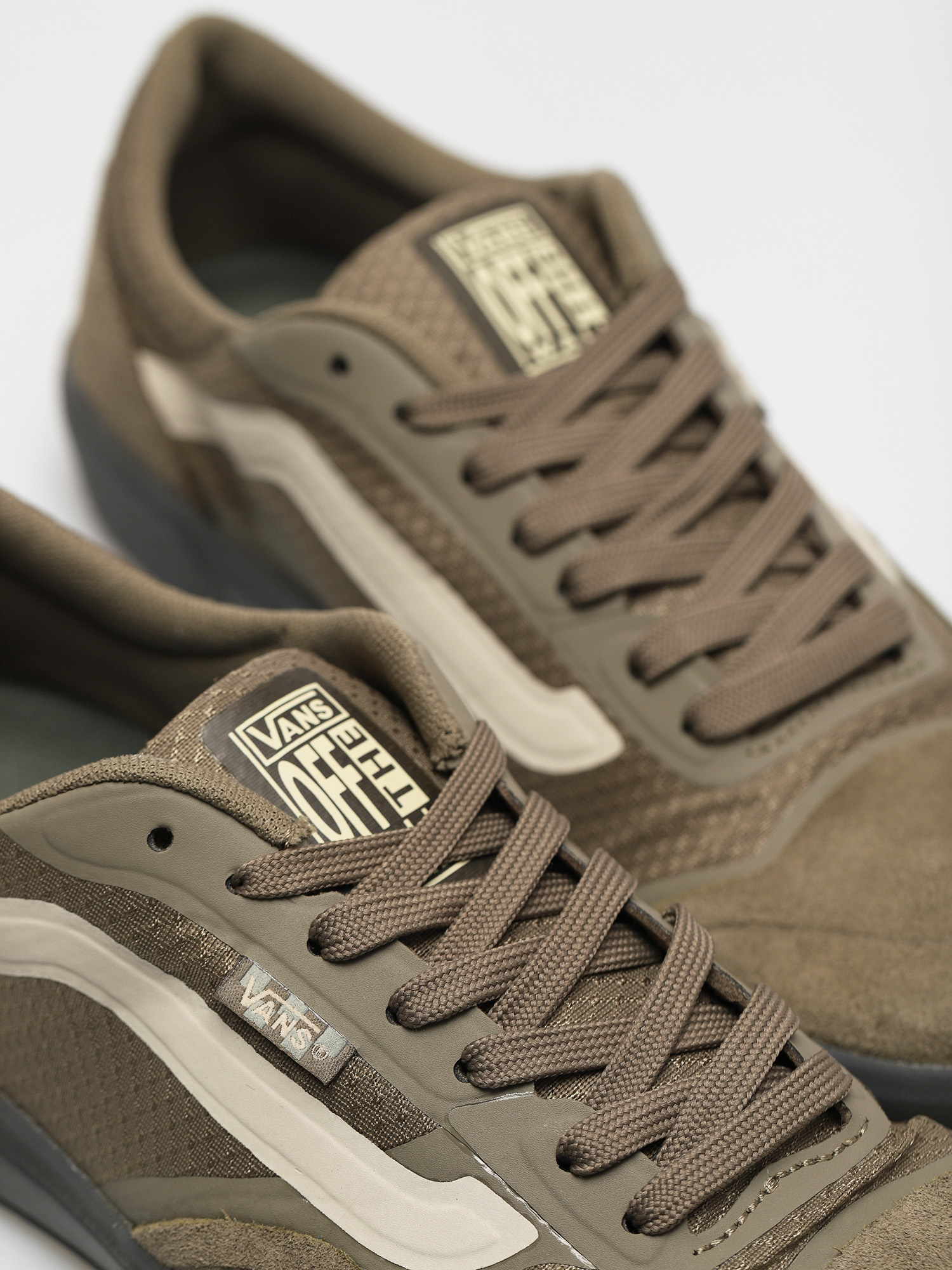 Buty Vans Ave (covert green)
