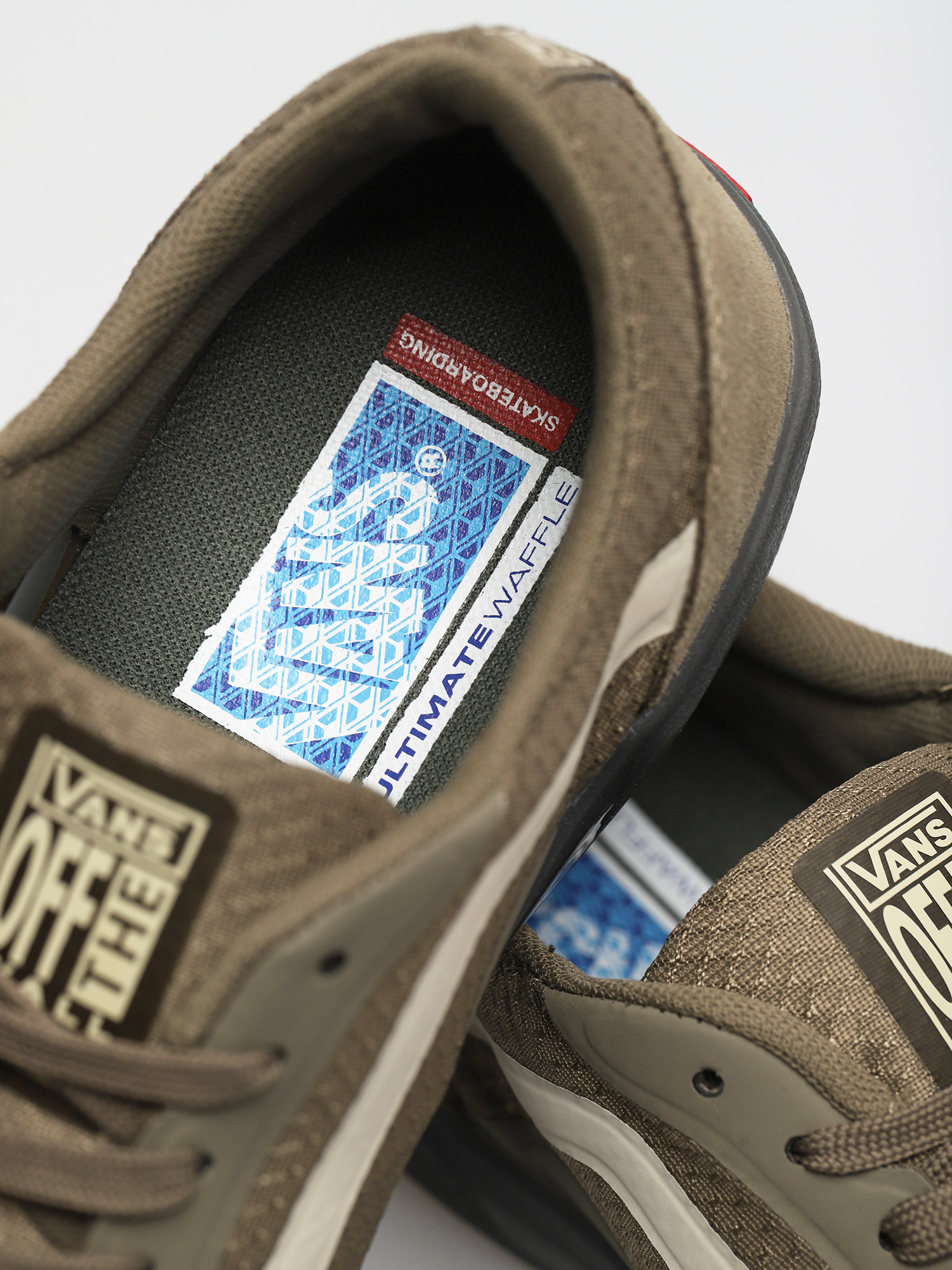 Buty Vans Ave (covert green)