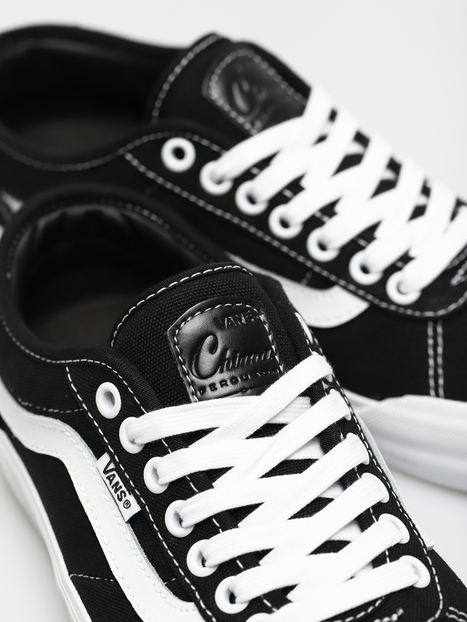 Buty Vans Chima 2 (canvas/black/white)