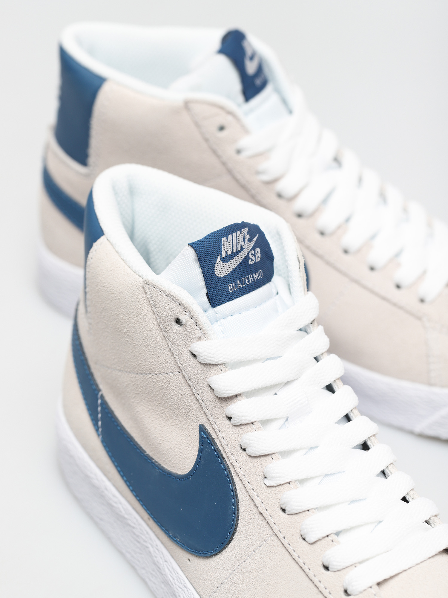 Buty Nike SB Zoom Blazer Mid (white/court blue white white)