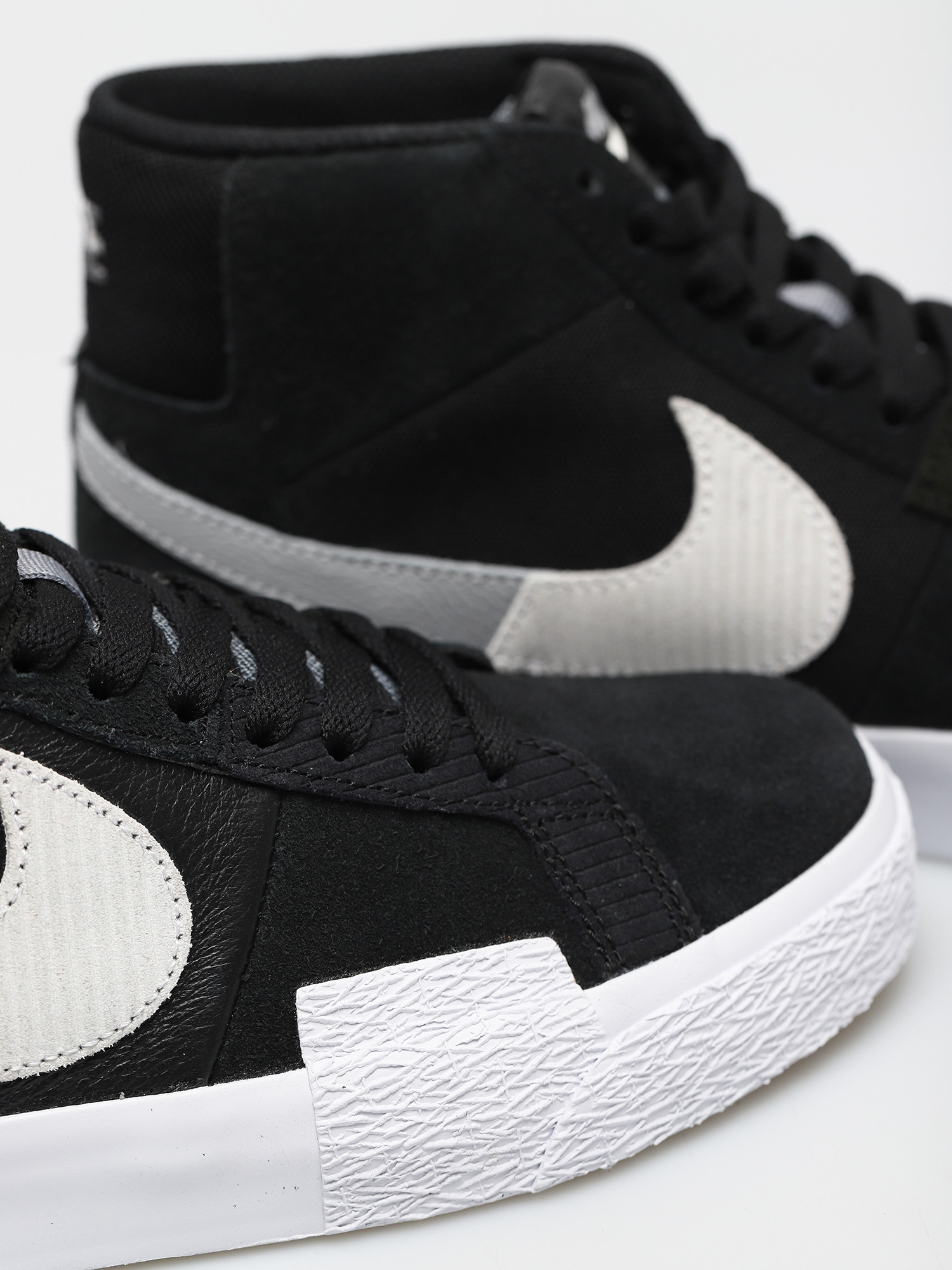 Buty Nike SB Zoom Blazer Mid Premium (black/white wolf grey cool grey)