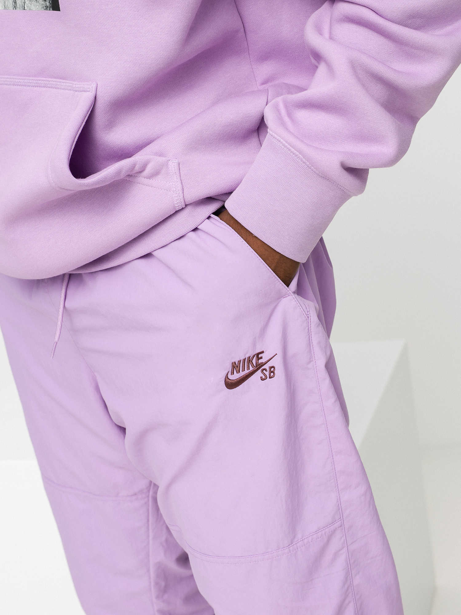 Spodnie Nike SB Track (violet star/dark wine)