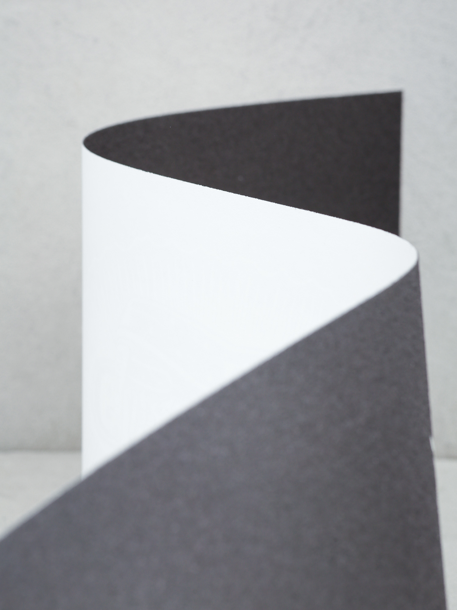 Papier Hard Luck Sol Lady G (black/white)