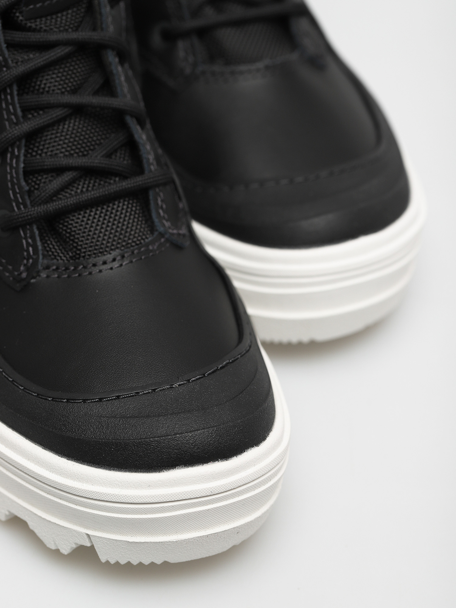 Buty Reebok Club C Cleated Mid Wmn (nghblk/chalk/ftwwht)