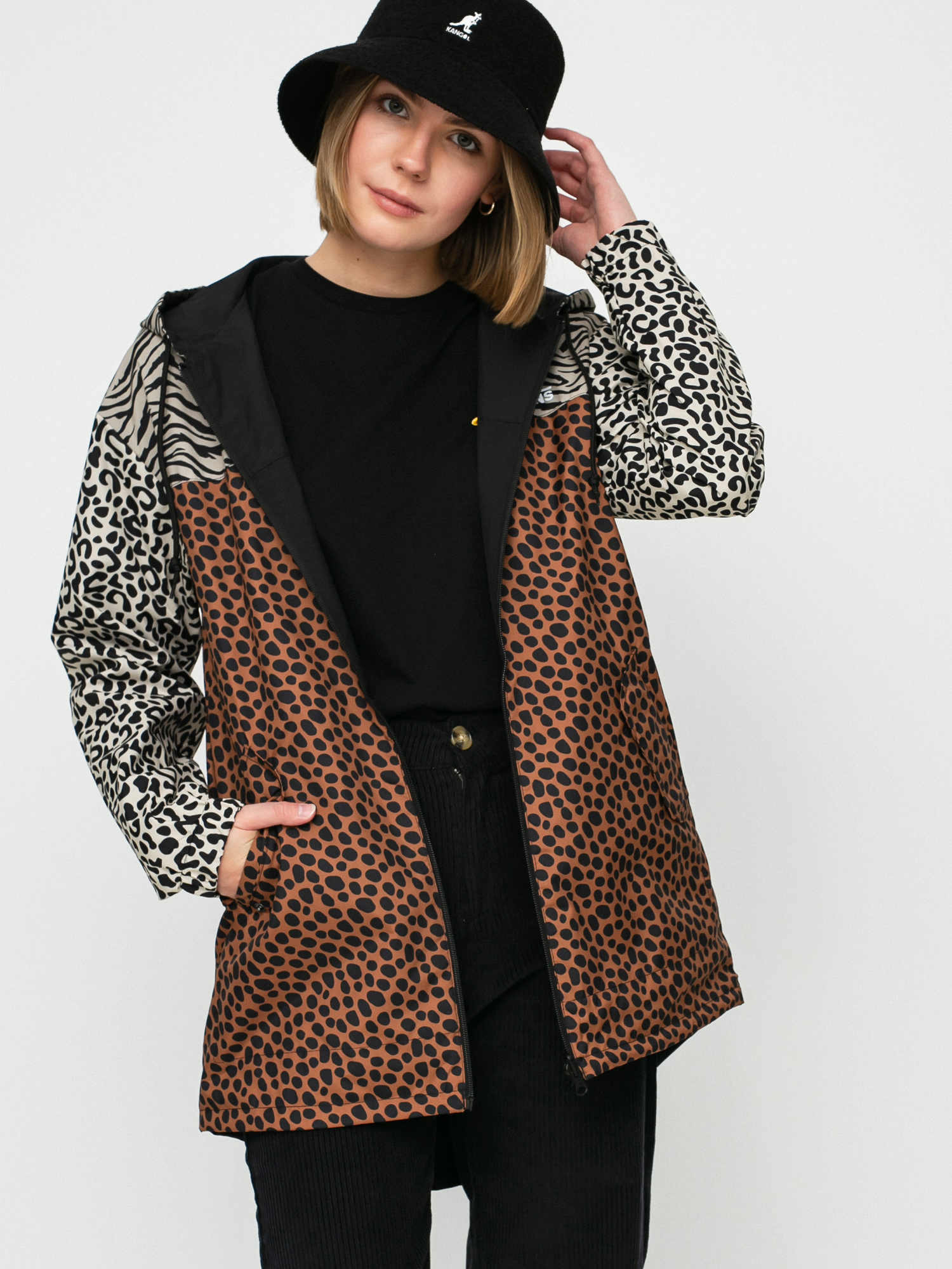 Kurtka Vans Mercy Reversible Parka Wmn (animal patchwork)