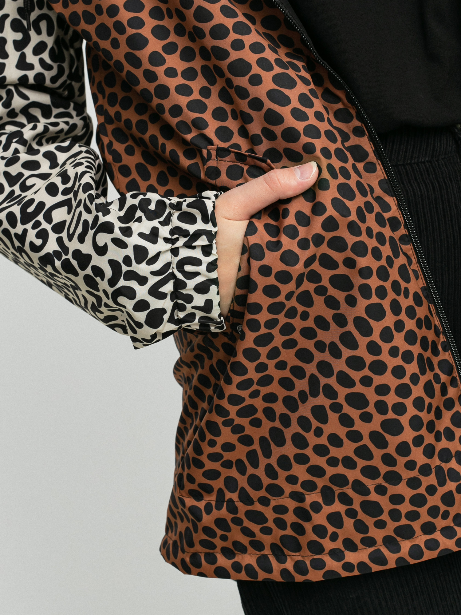 Kurtka Vans Mercy Reversible Parka Wmn (animal patchwork)