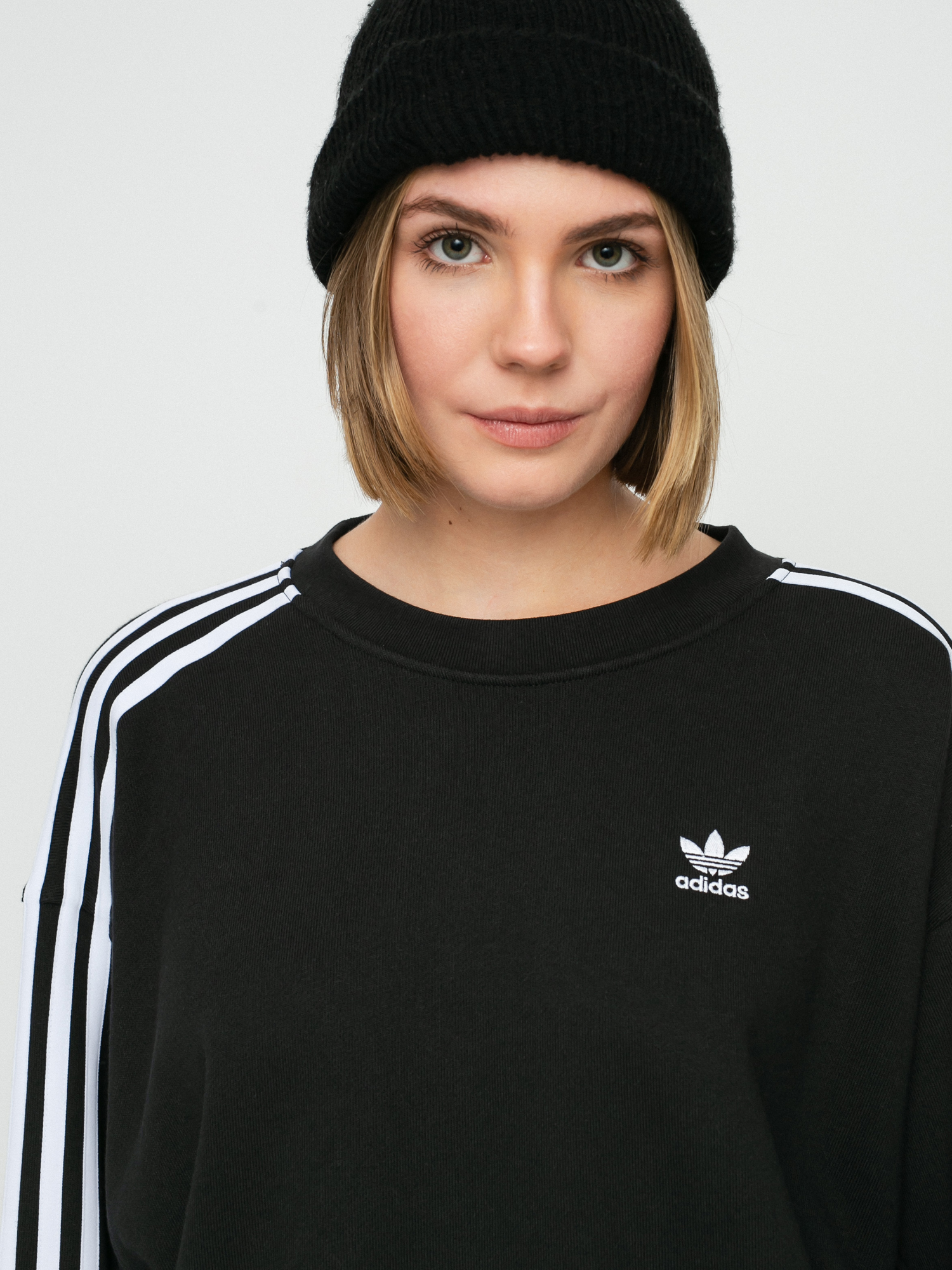 Bluza adidas Originals Oversize Trefoil Wmn (black)