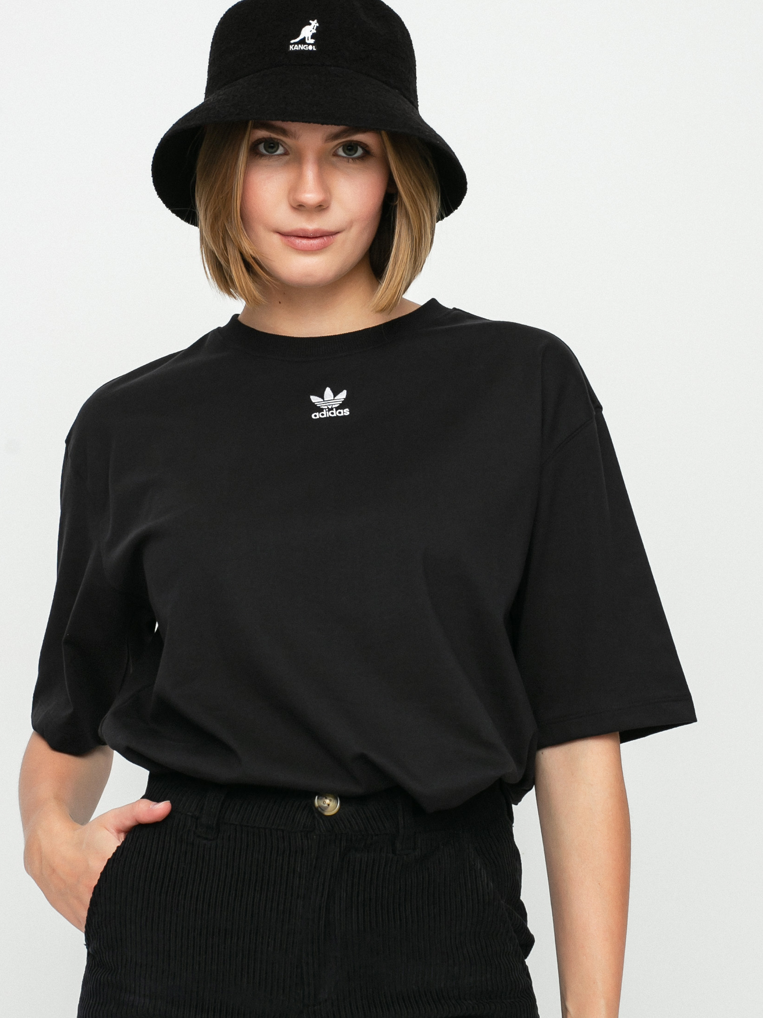 T-shirt adidas Originals Mini Trefoil Wmn (black/white)