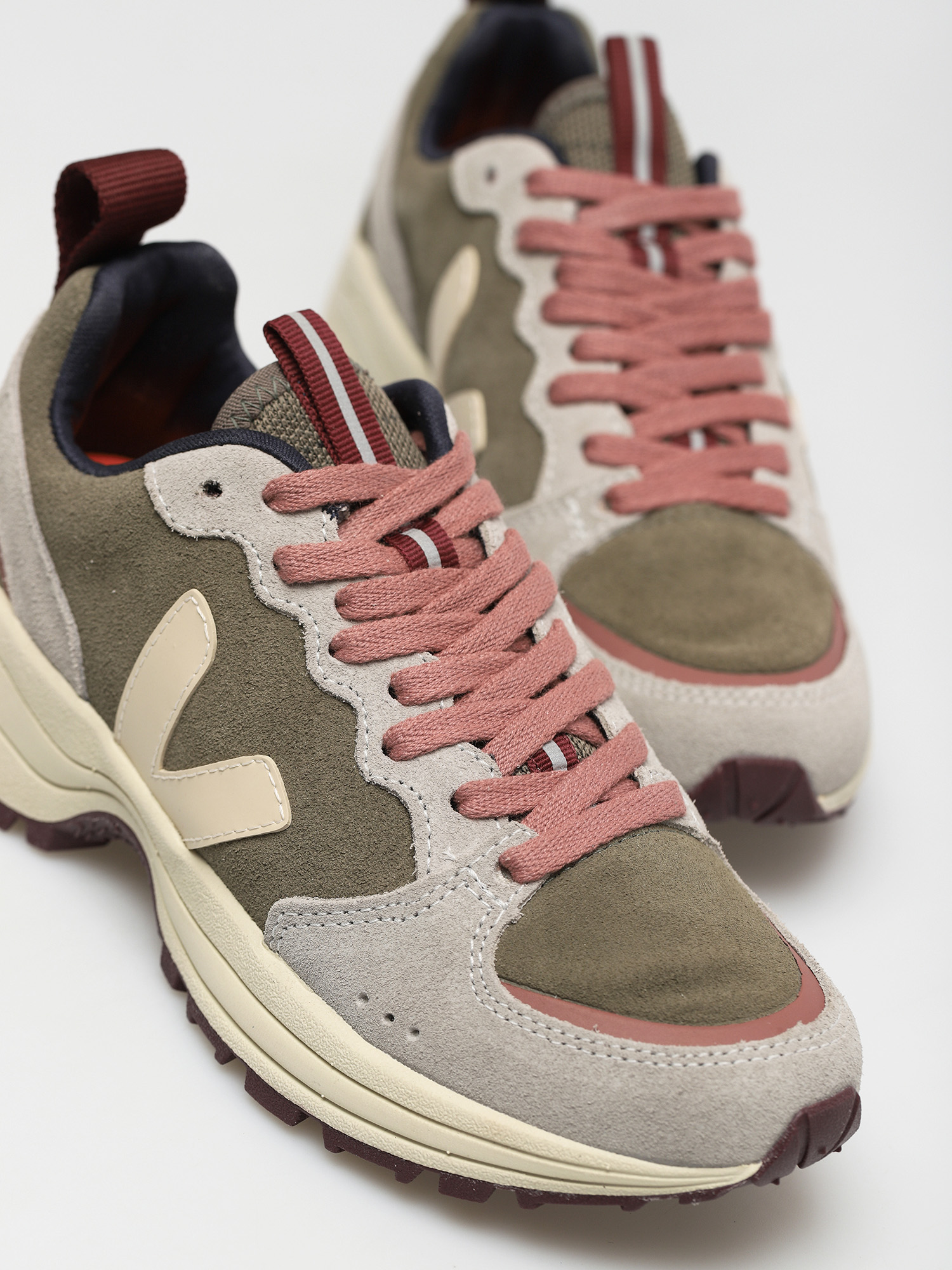 Buty Veja Venturi Wmn (suede kaki sable oxford grey)