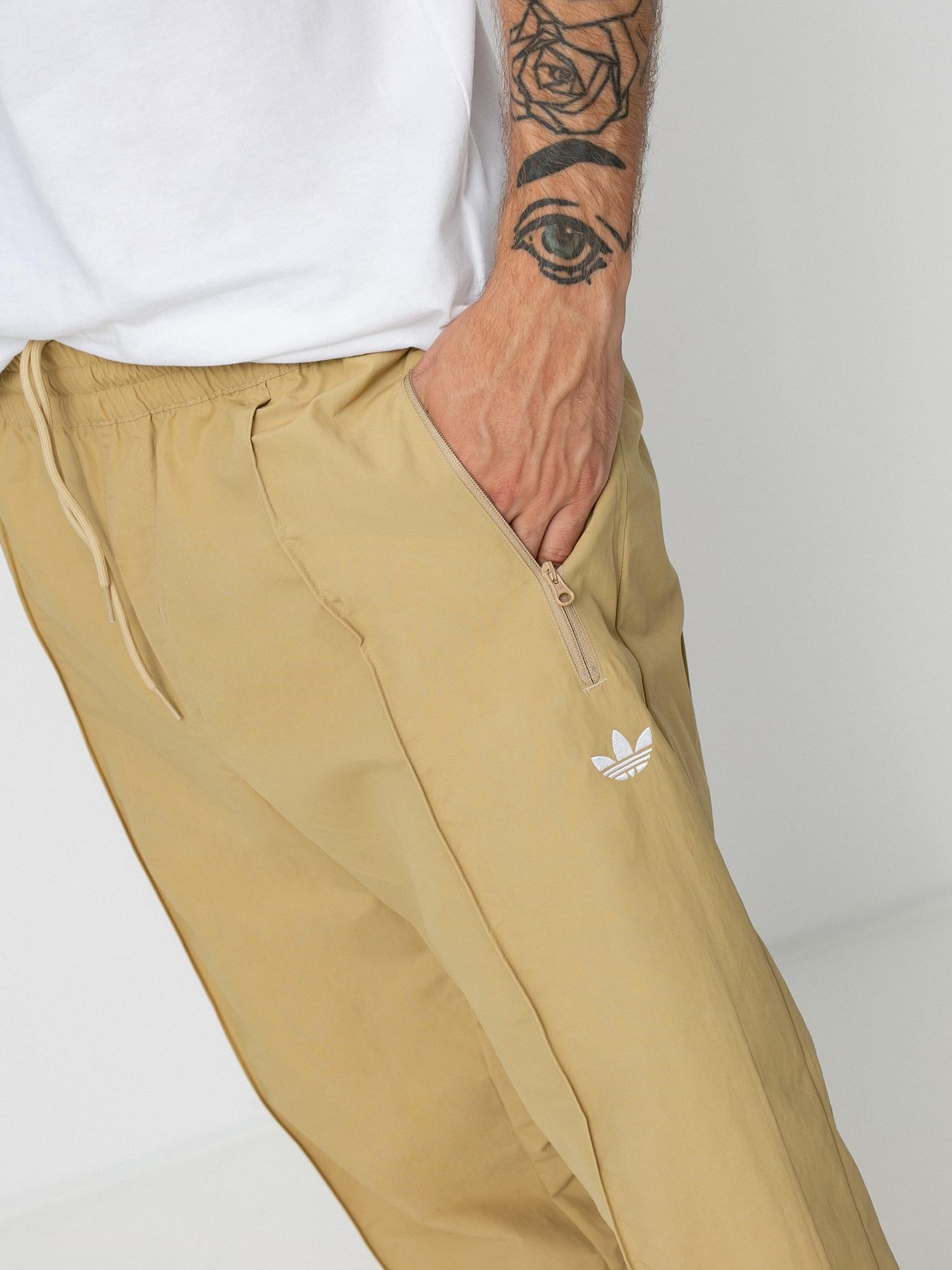 Spodnie adidas Pintuck (beiton)