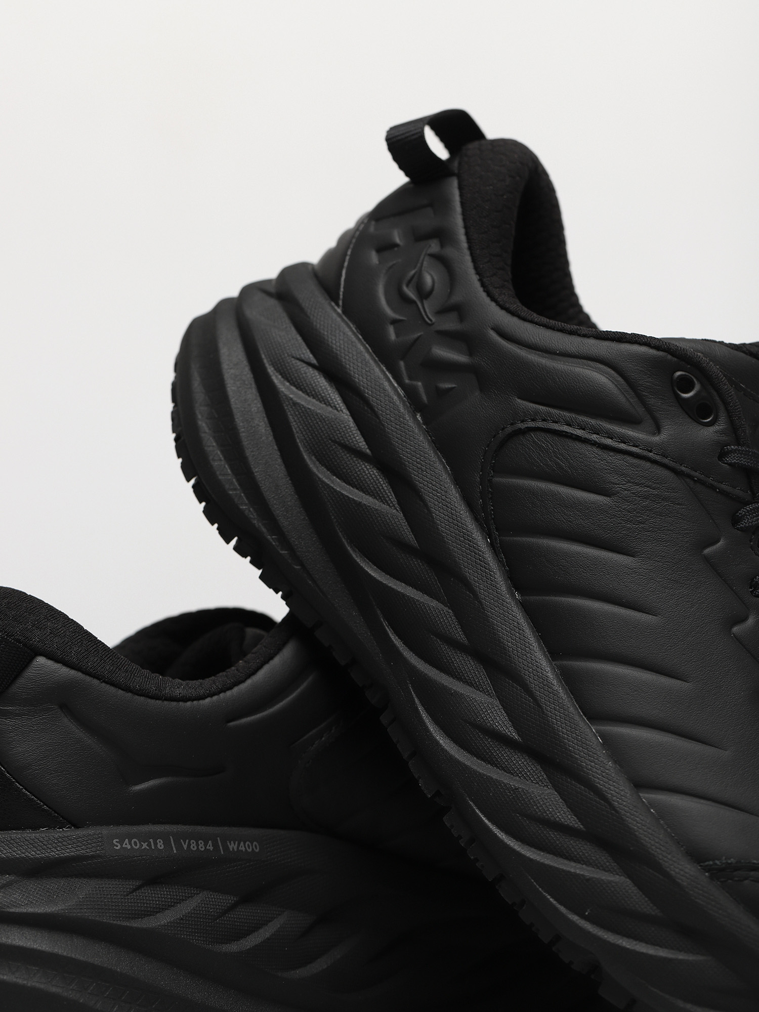 Buty Hoka One One Bondi SR (black/black)