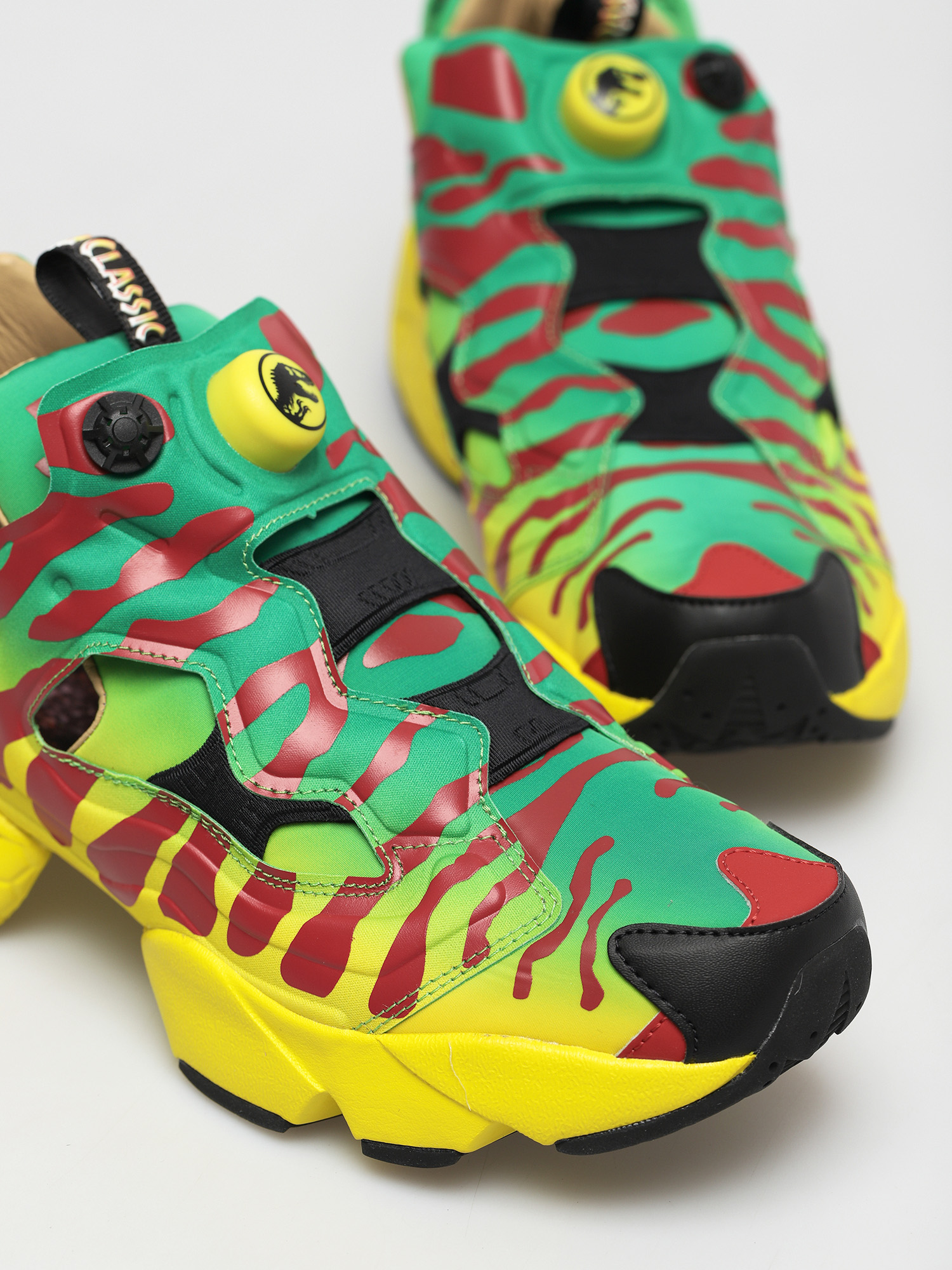 Buty Reebok X Jurassic Park Instapump Fury Og (goagrn/legacr/black)