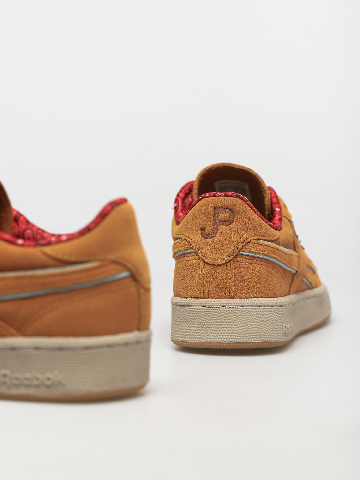 Buty Reebok X Jurassic Park Club C (ricoch/panton/panton)