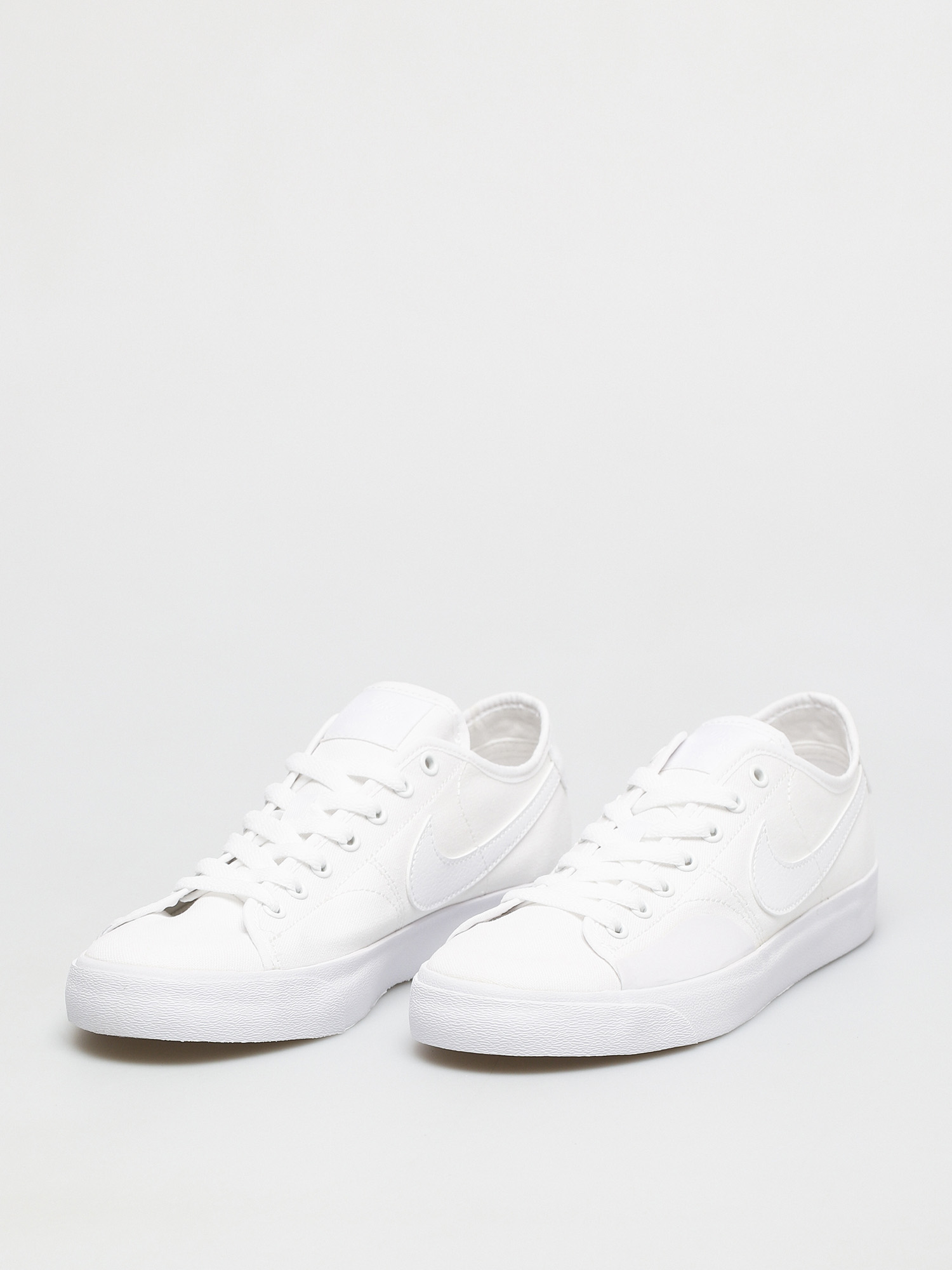 Buty Nike SB Blazer Court (white/white white white)