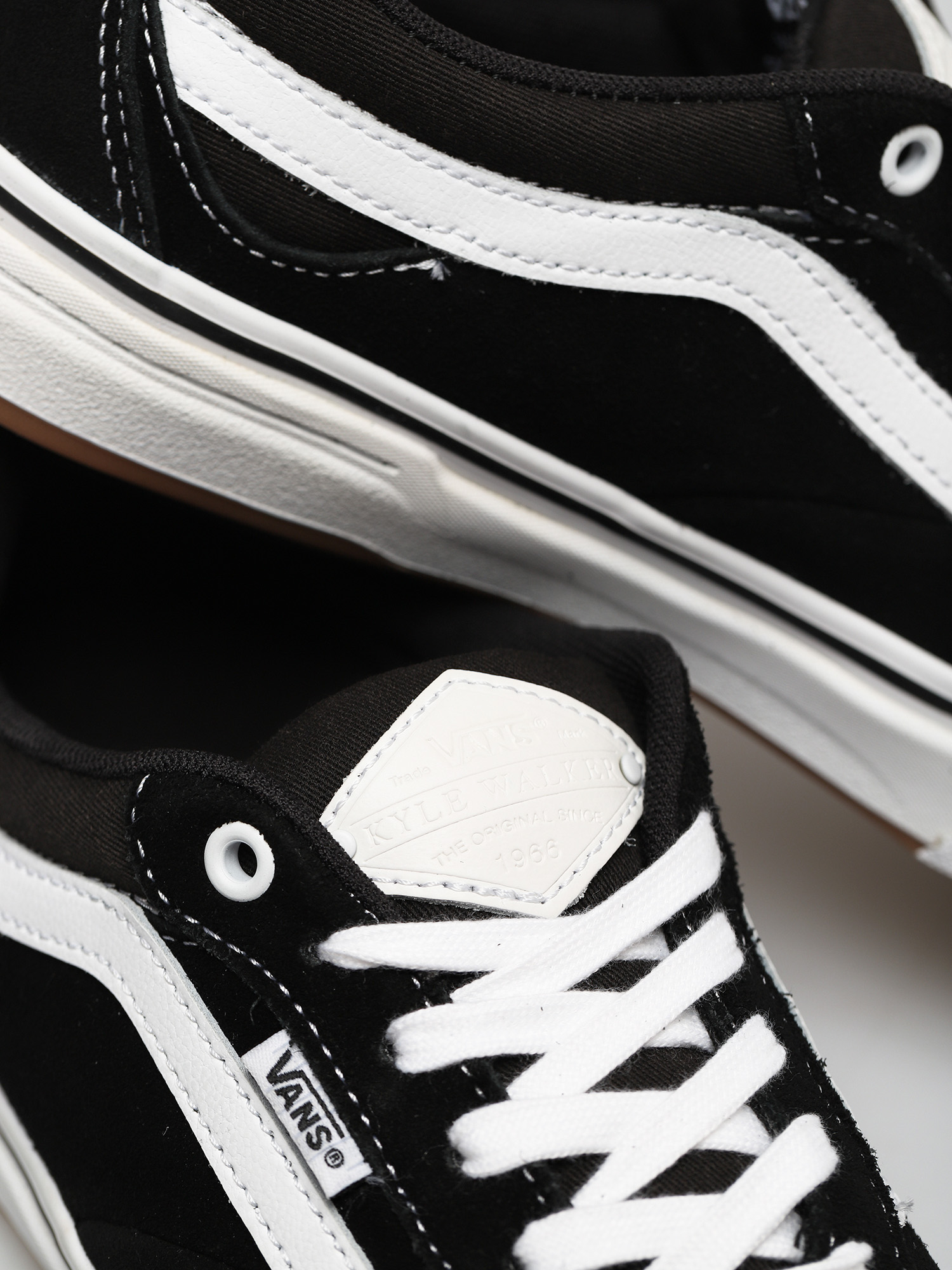Buty Vans Kyle Walker (black/white)