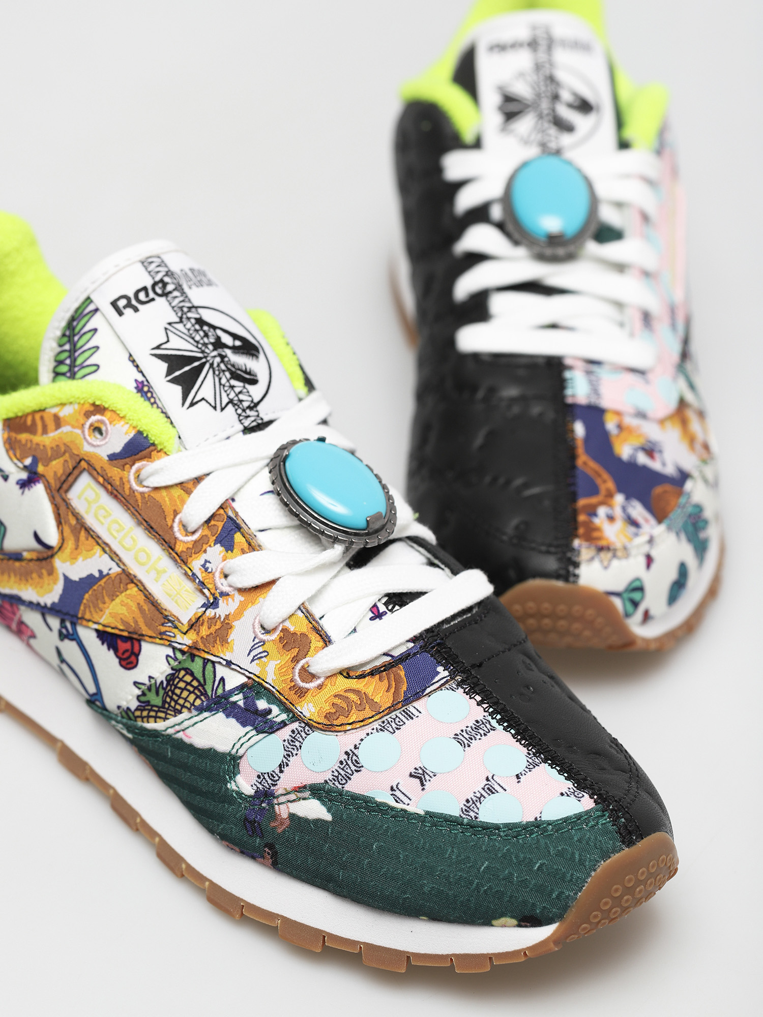 Buty Reebok X Jurassic Park Cl Leather (black/ftwwht/aciyel)