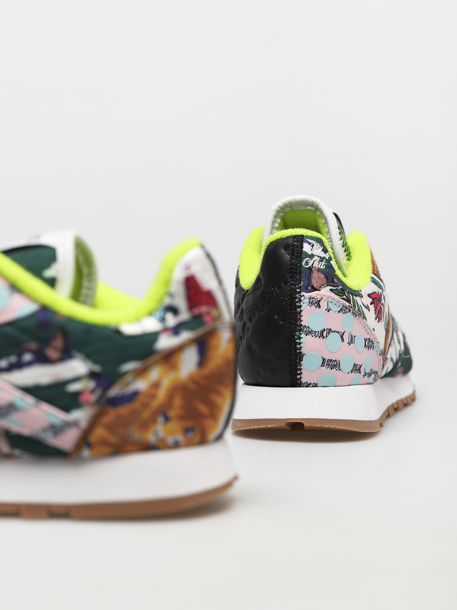 Buty Reebok X Jurassic Park Cl Leather (black/ftwwht/aciyel)