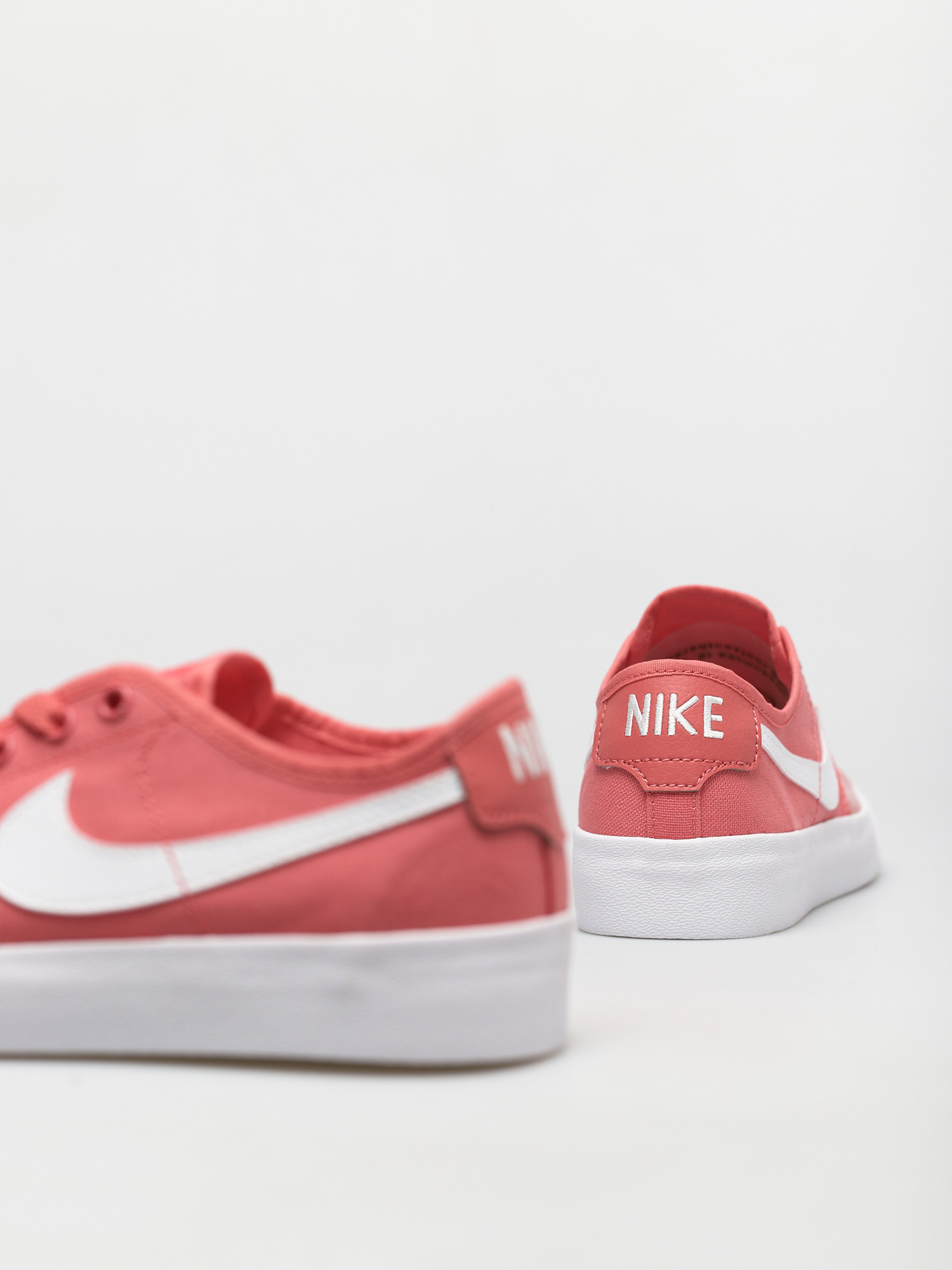 Buty Nike SB Blazer Court (pink salt/white pink salt white)