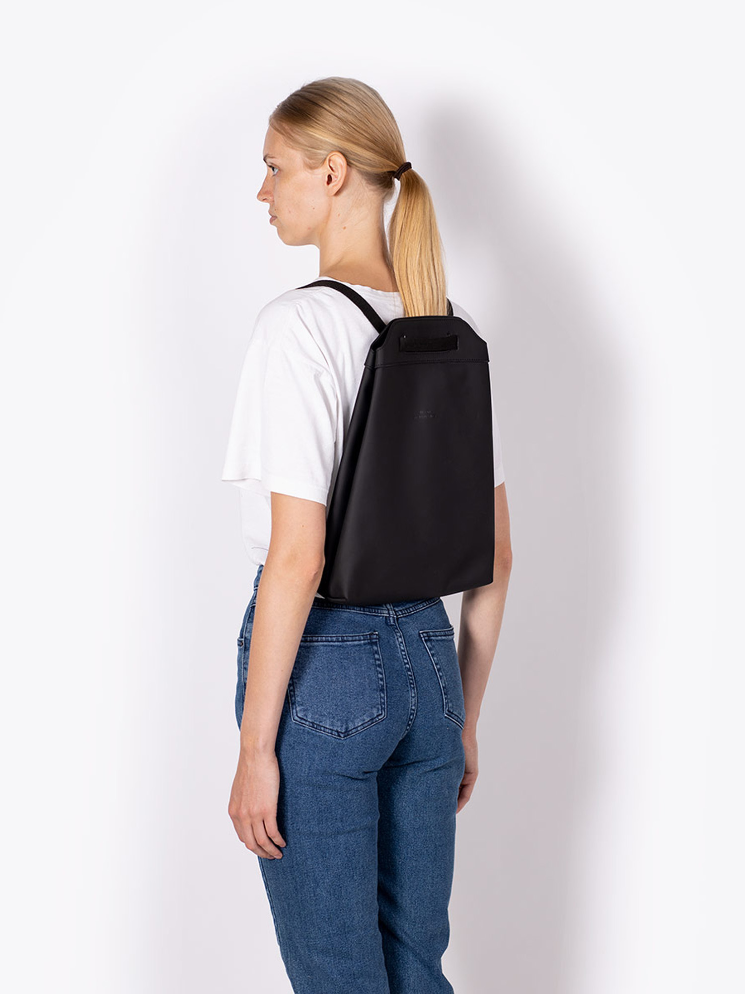 Torebka Ucon Acrobatics Una Lotus (black)