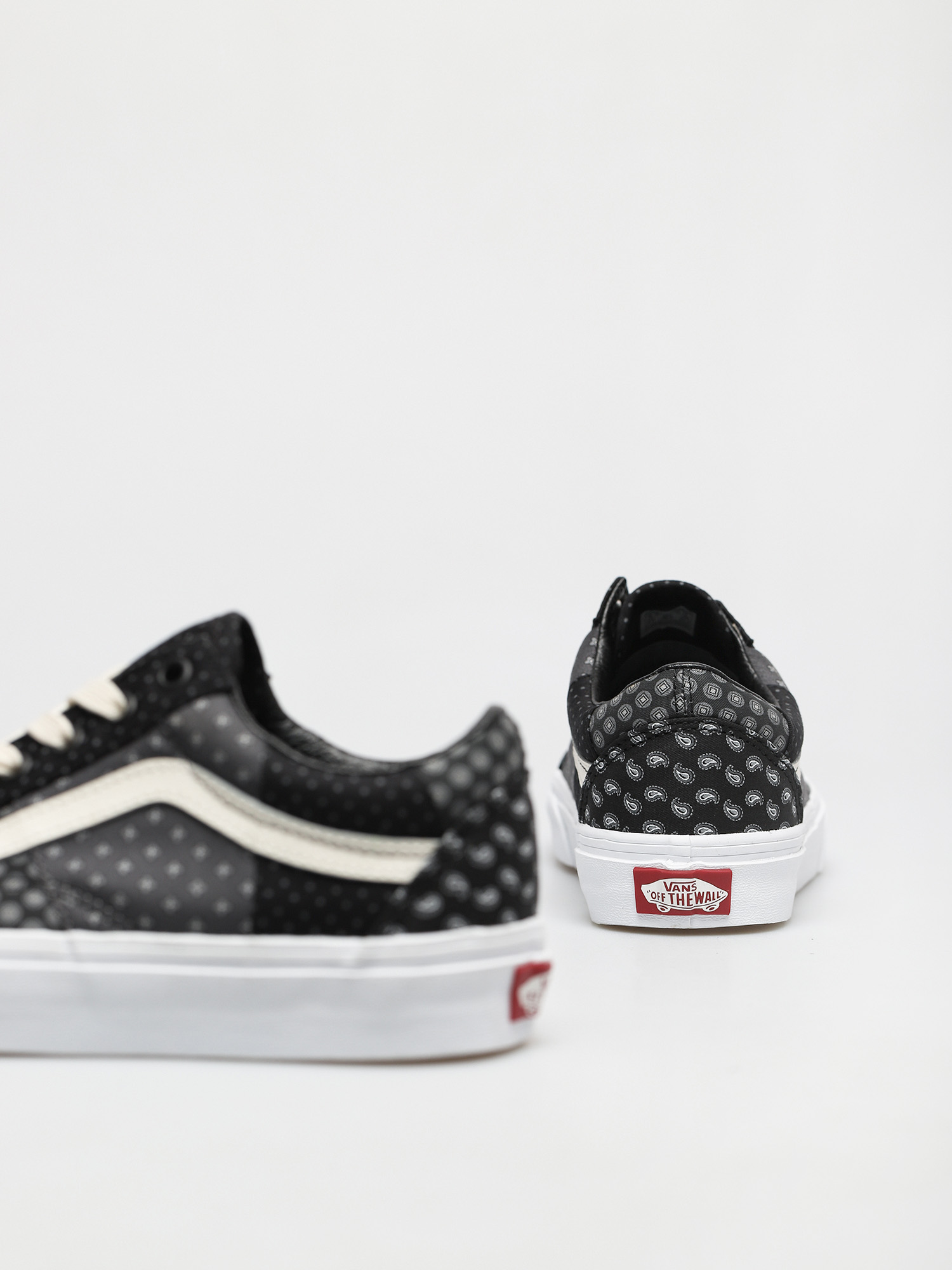 Buty Vans Old Skool (tieprintptchwrk/blktrwht)