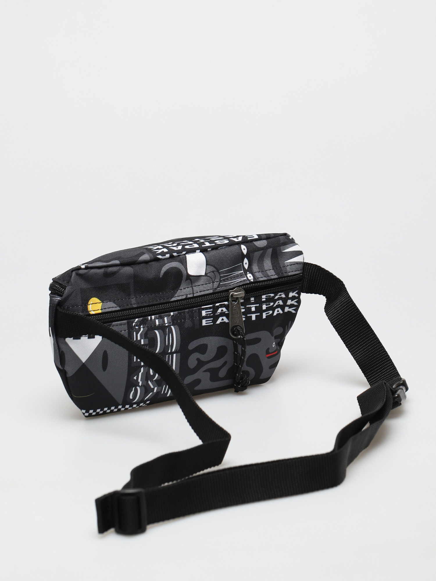 Nerka Eastpak Springer Wall (art black)