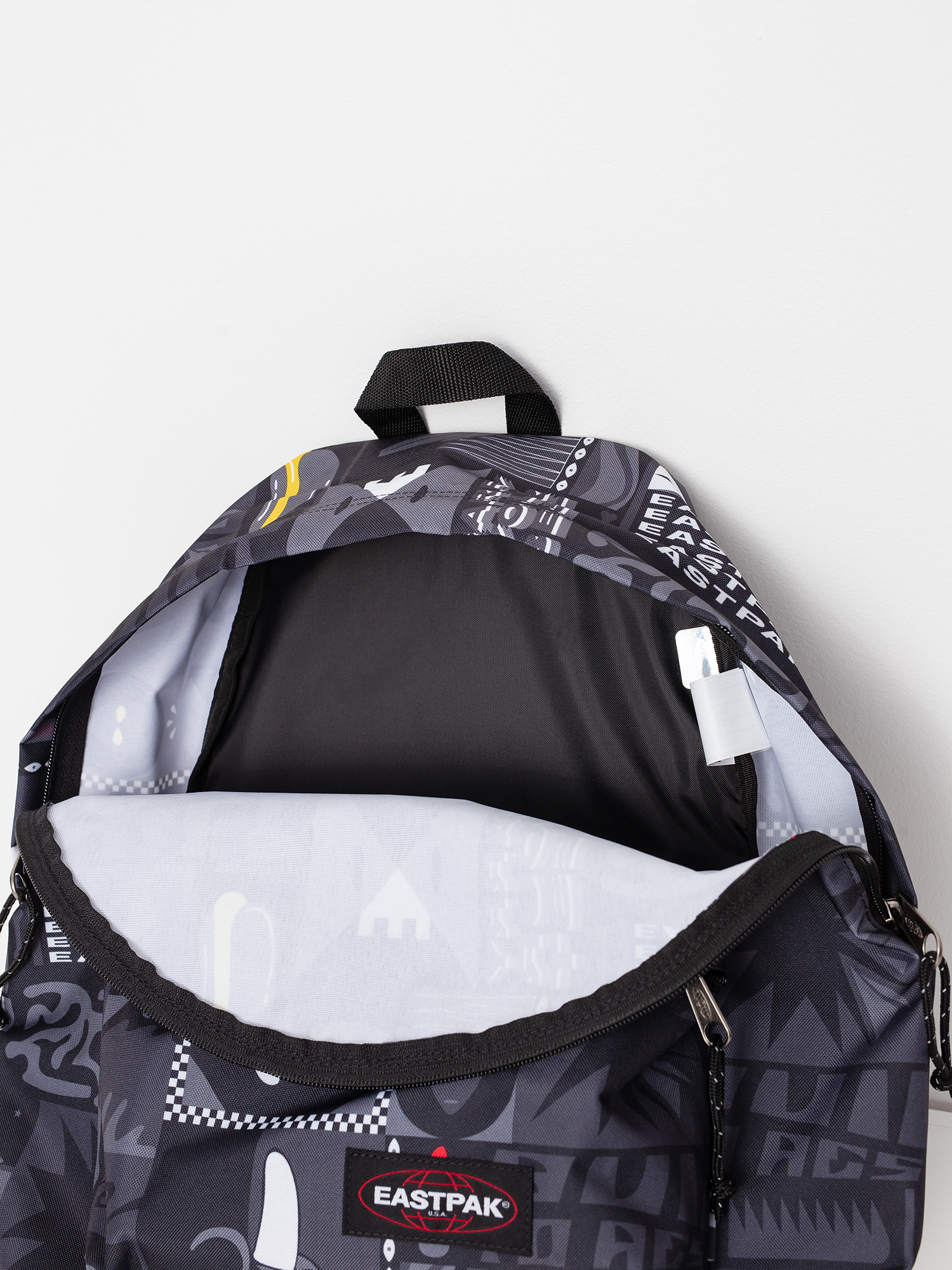 Plecak Eastpak Padded Pak R (wall art black)