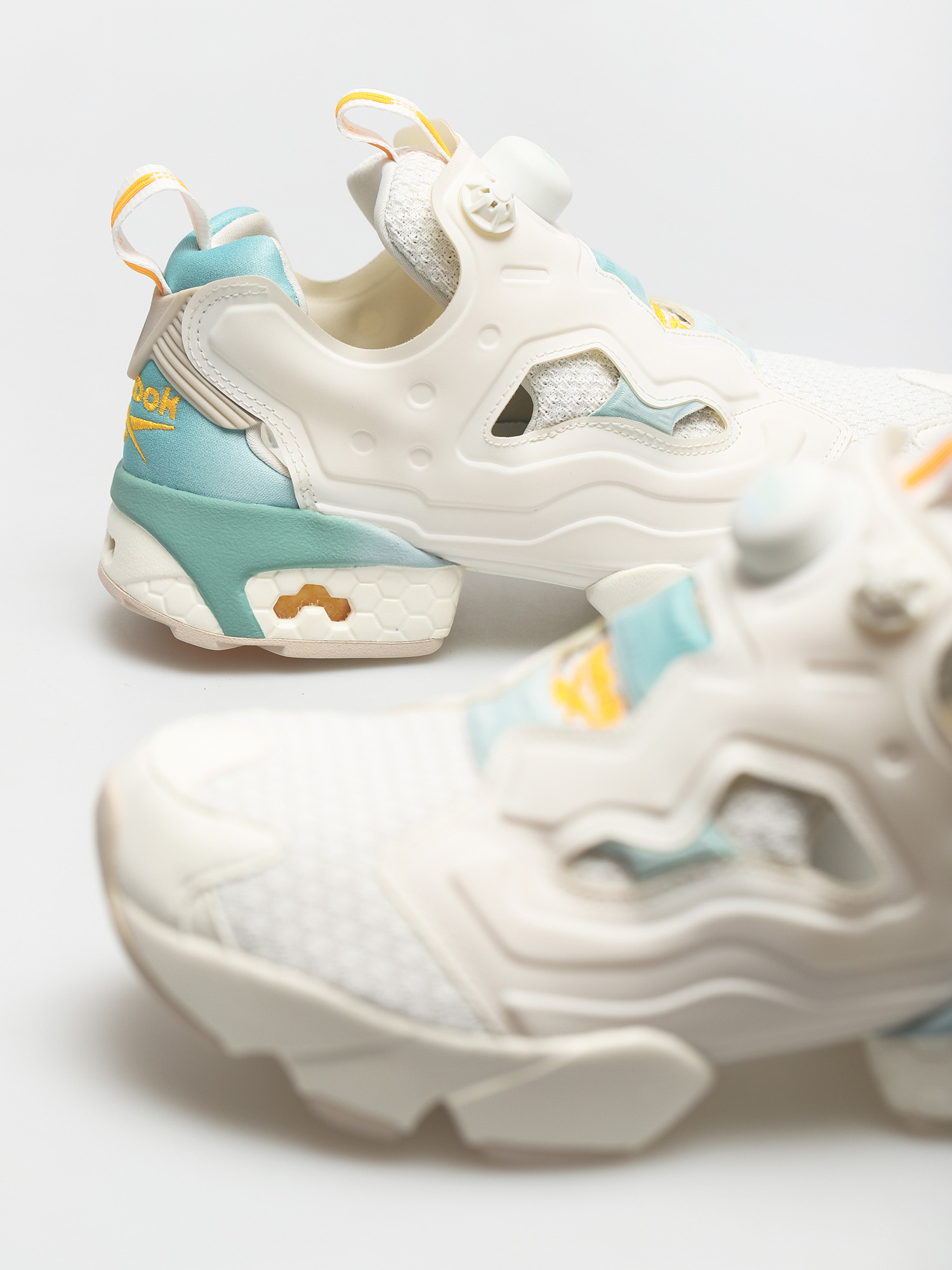 Buty Reebok Instapump Fury Og (ftwwht/chalk/glablu)