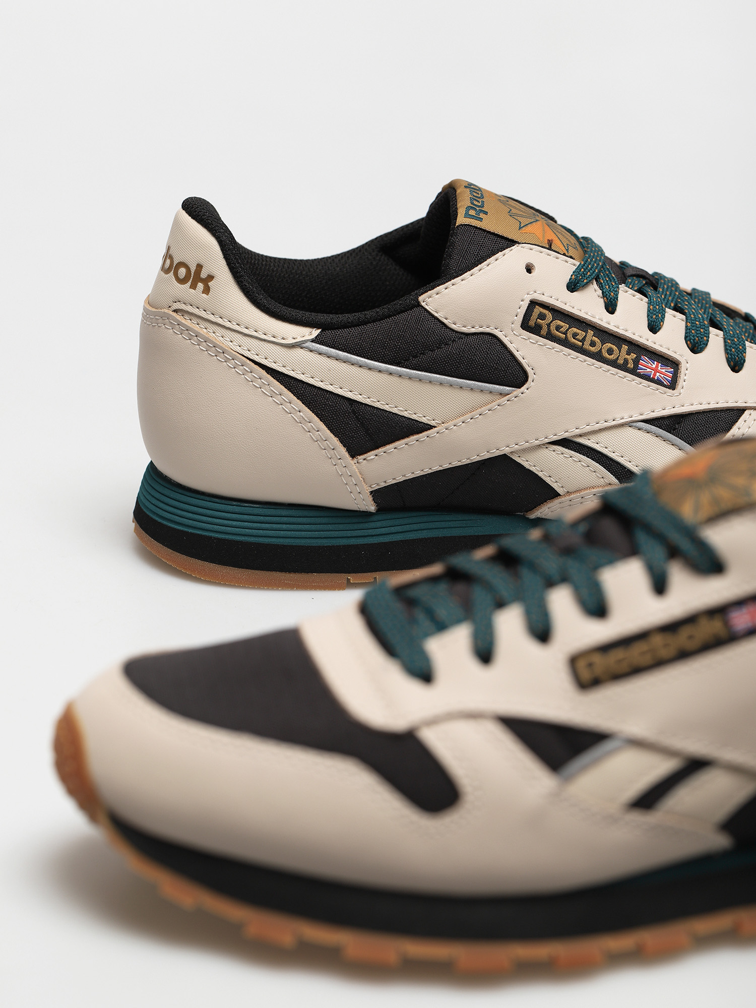 Buty Reebok Cl Lthr (stucco/cblack/midpin)