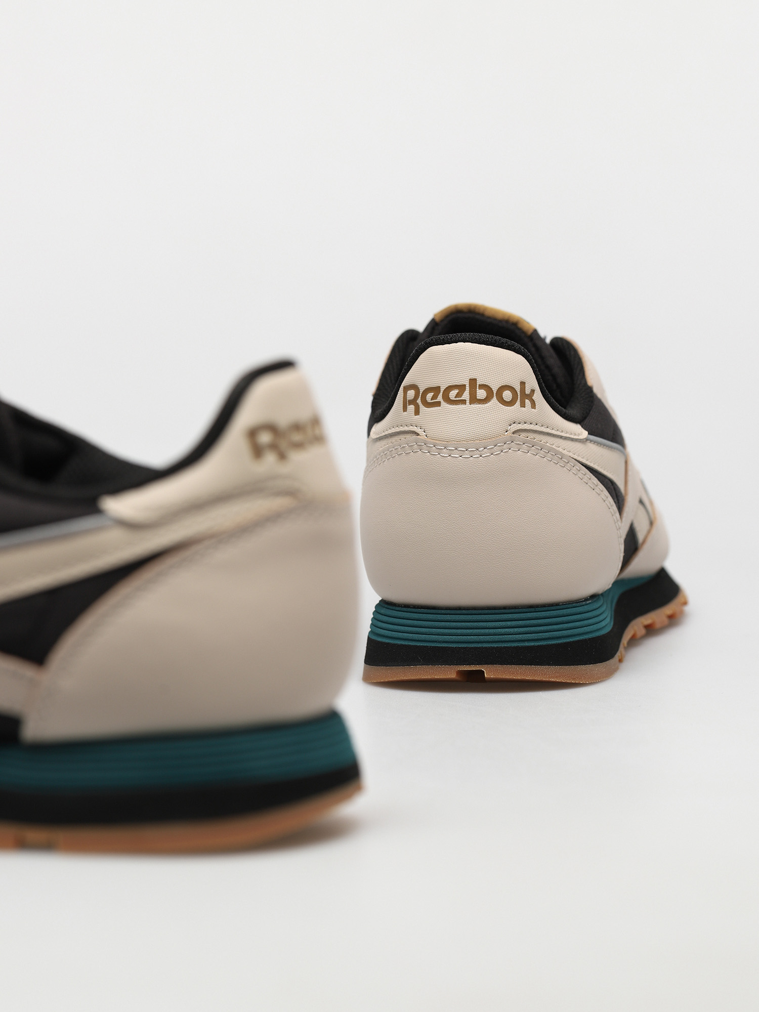 Buty Reebok Cl Lthr (stucco/cblack/midpin)